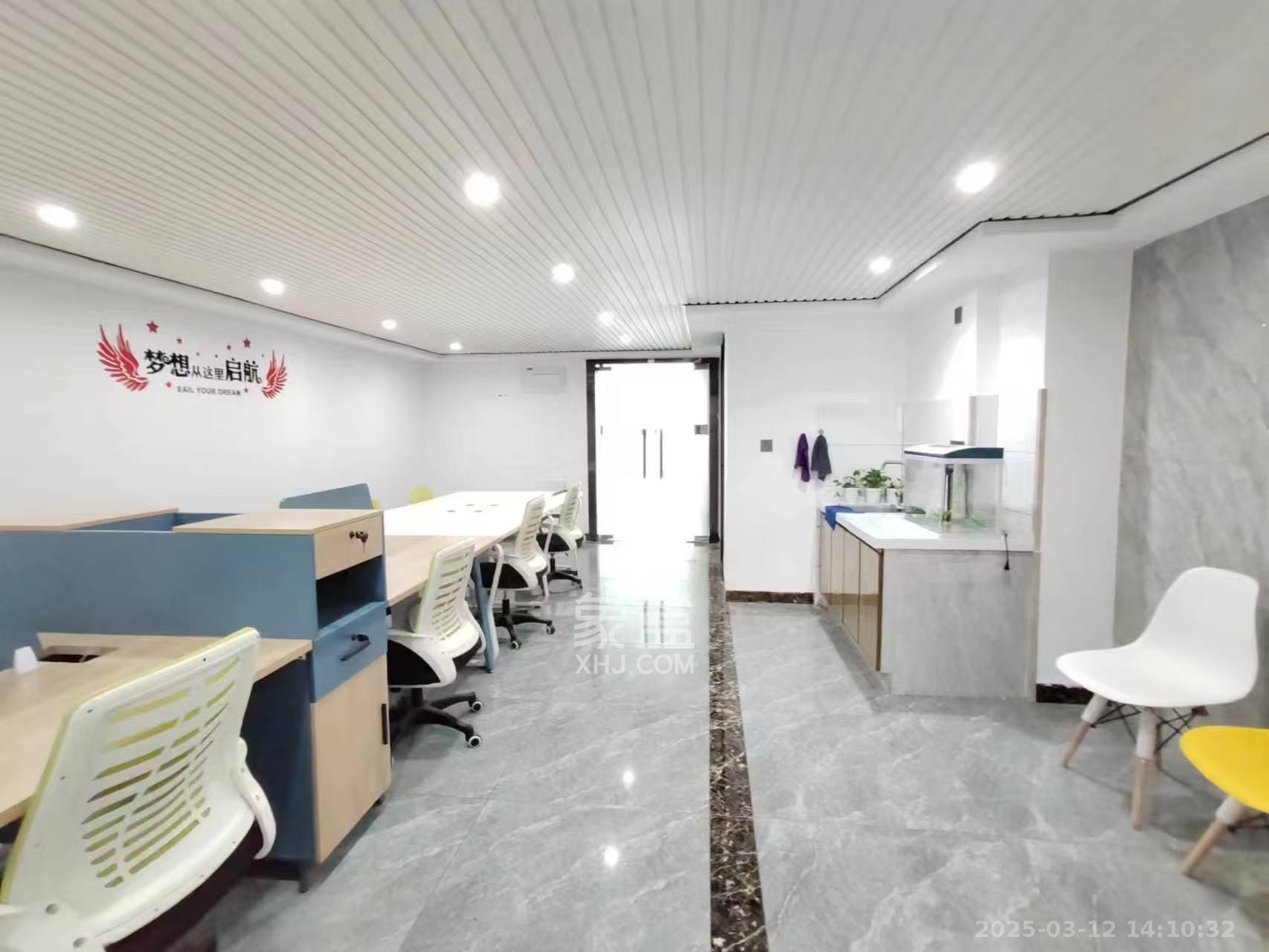 金科时代中心 1室1厅1卫 2000.0元/月 金科时代中心 1室1厅1卫 2000.0元/月室内图