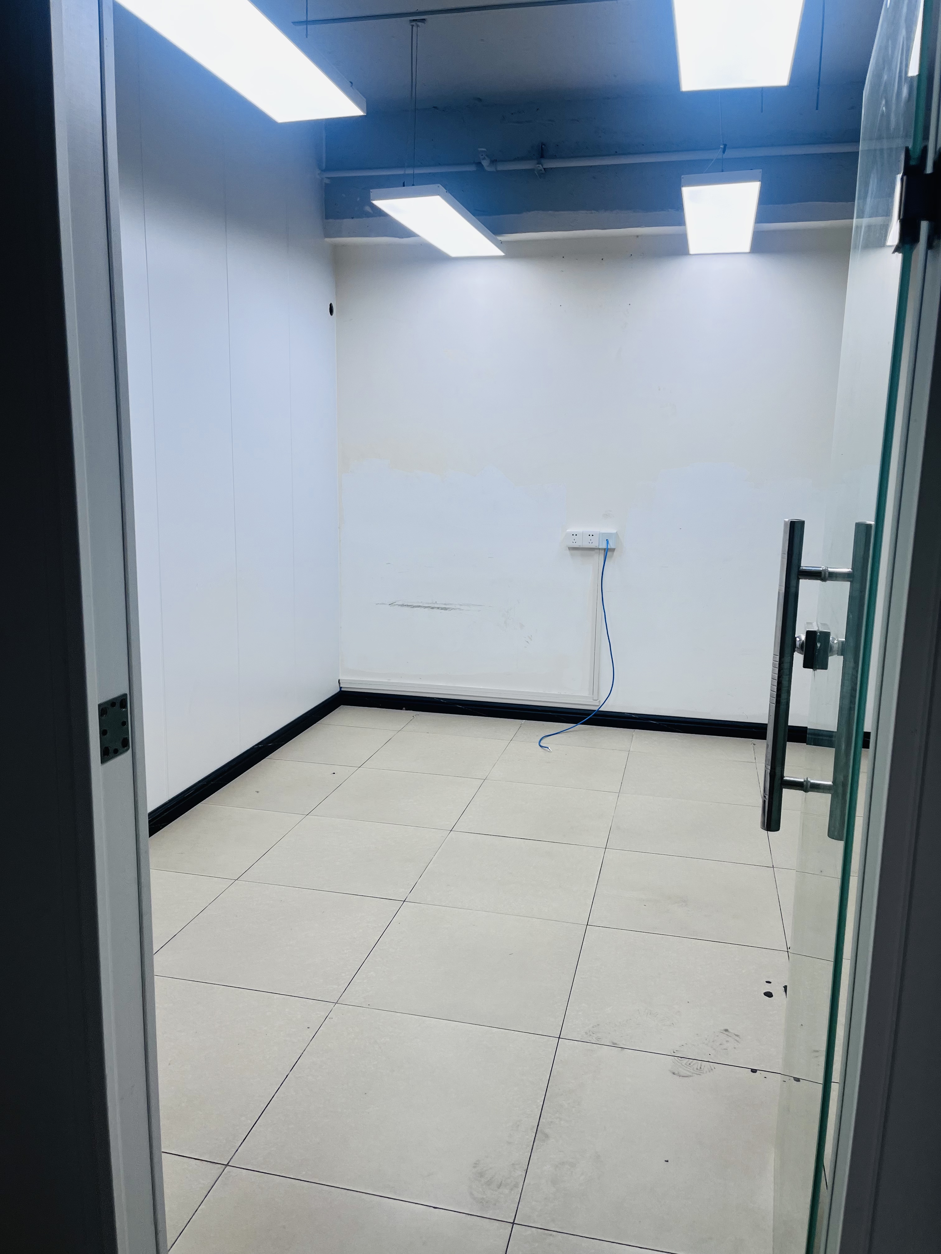 维港御景湾  1室0厅0卫   2500.00元/月室内图