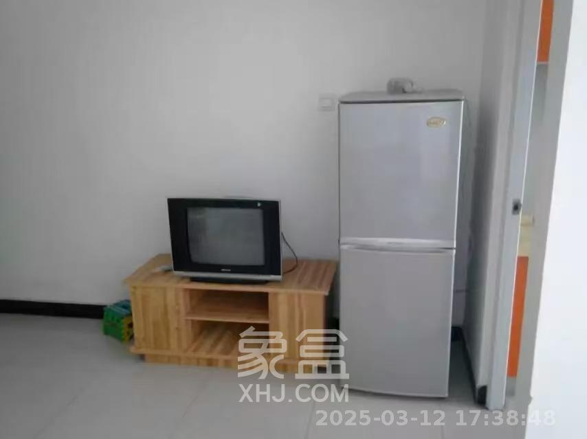 时代星城  1室1厅1卫   950.00元/月室内图