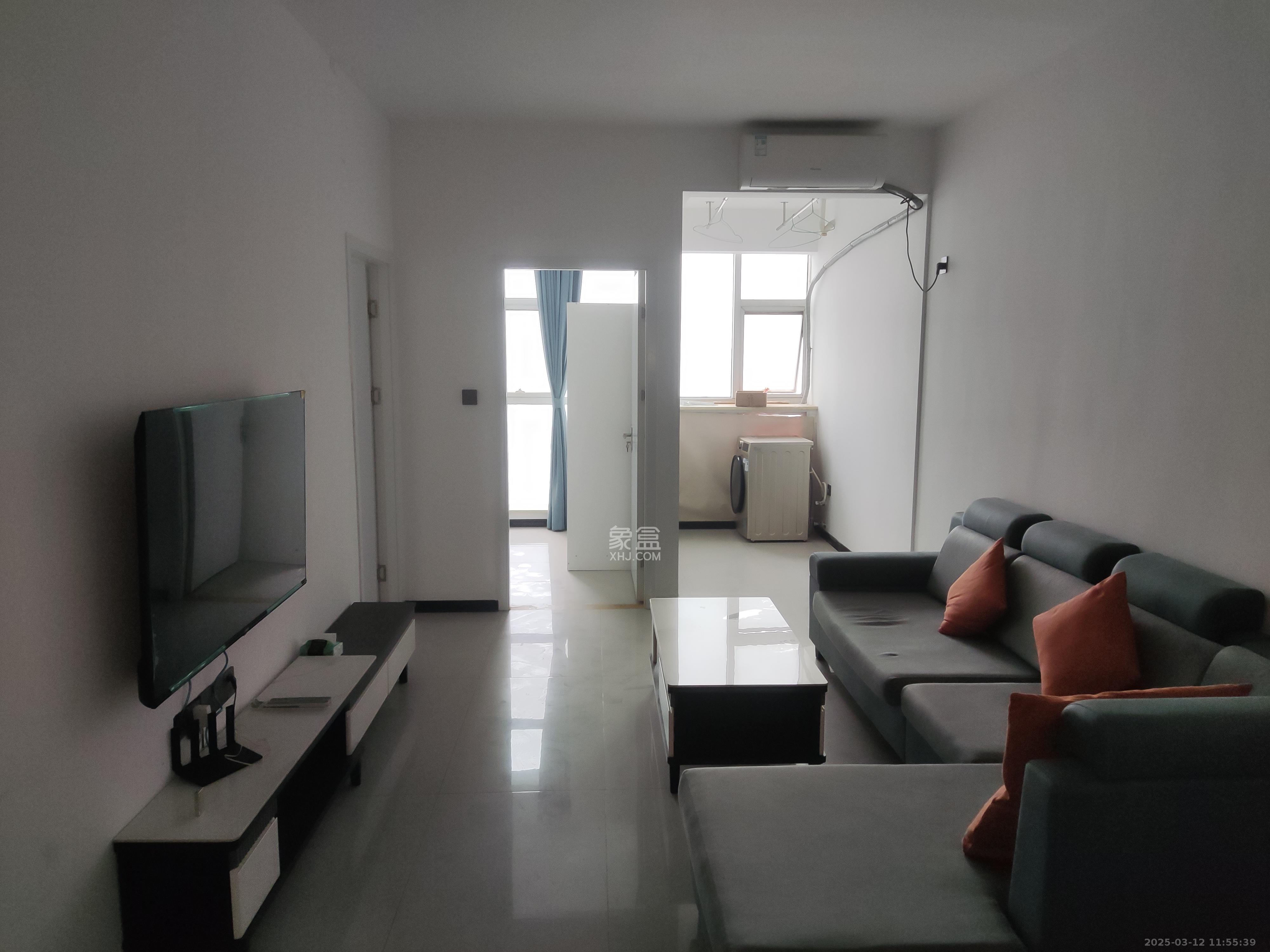 红星国际星城  2室1厅1卫    2300.0元/月 红星国际星城  2室1厅1卫    2300.0元/月