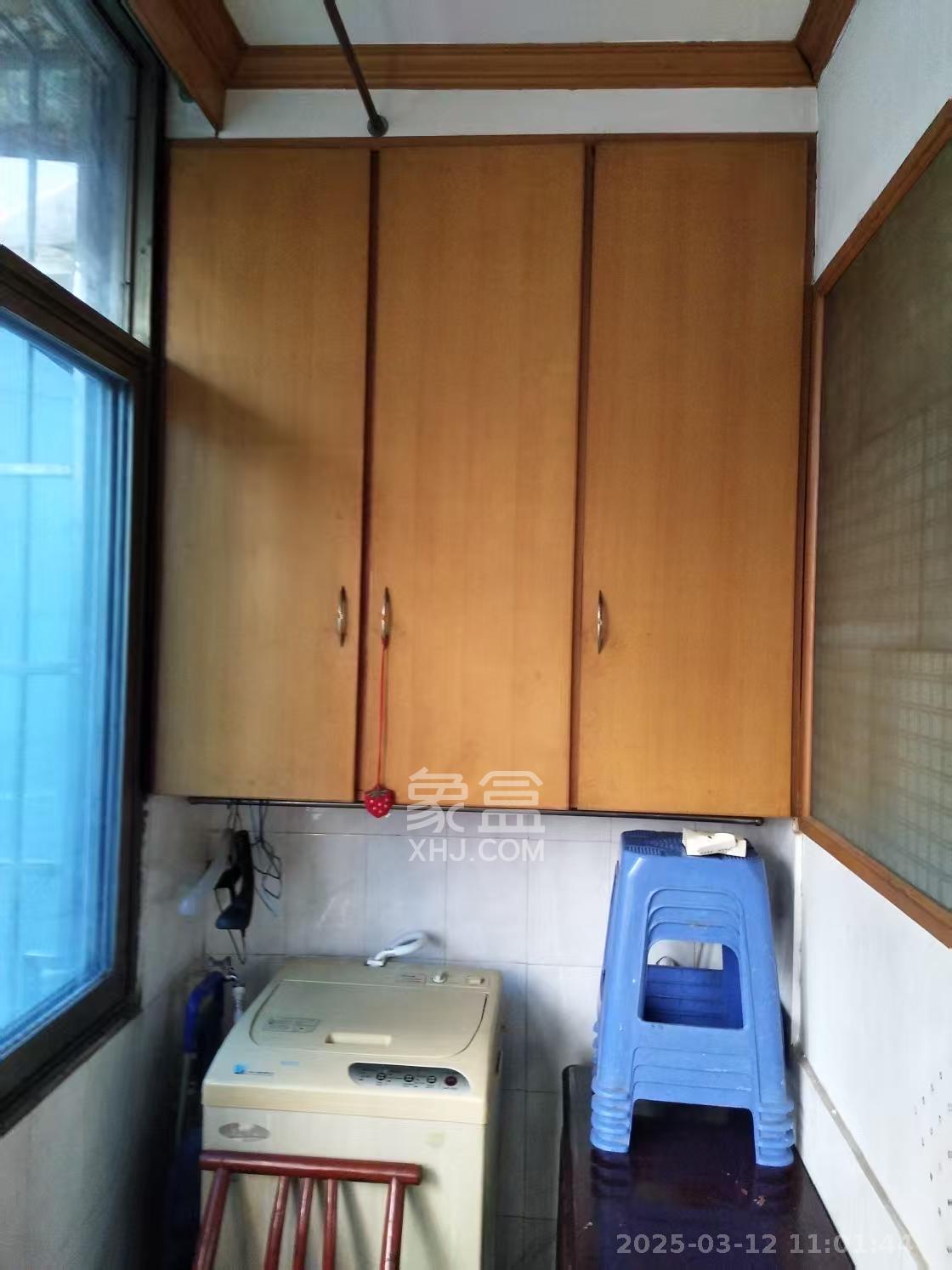 湖南省道路运输管理局 2室1厅1卫 2300.0元/月 湖南省道路运输管理局 2室1厅1卫 2300.0元/月室内图