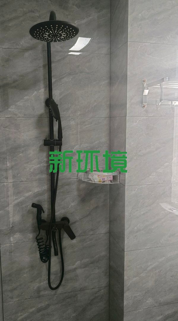 富华里  1室1厅1卫   43.00万客厅
