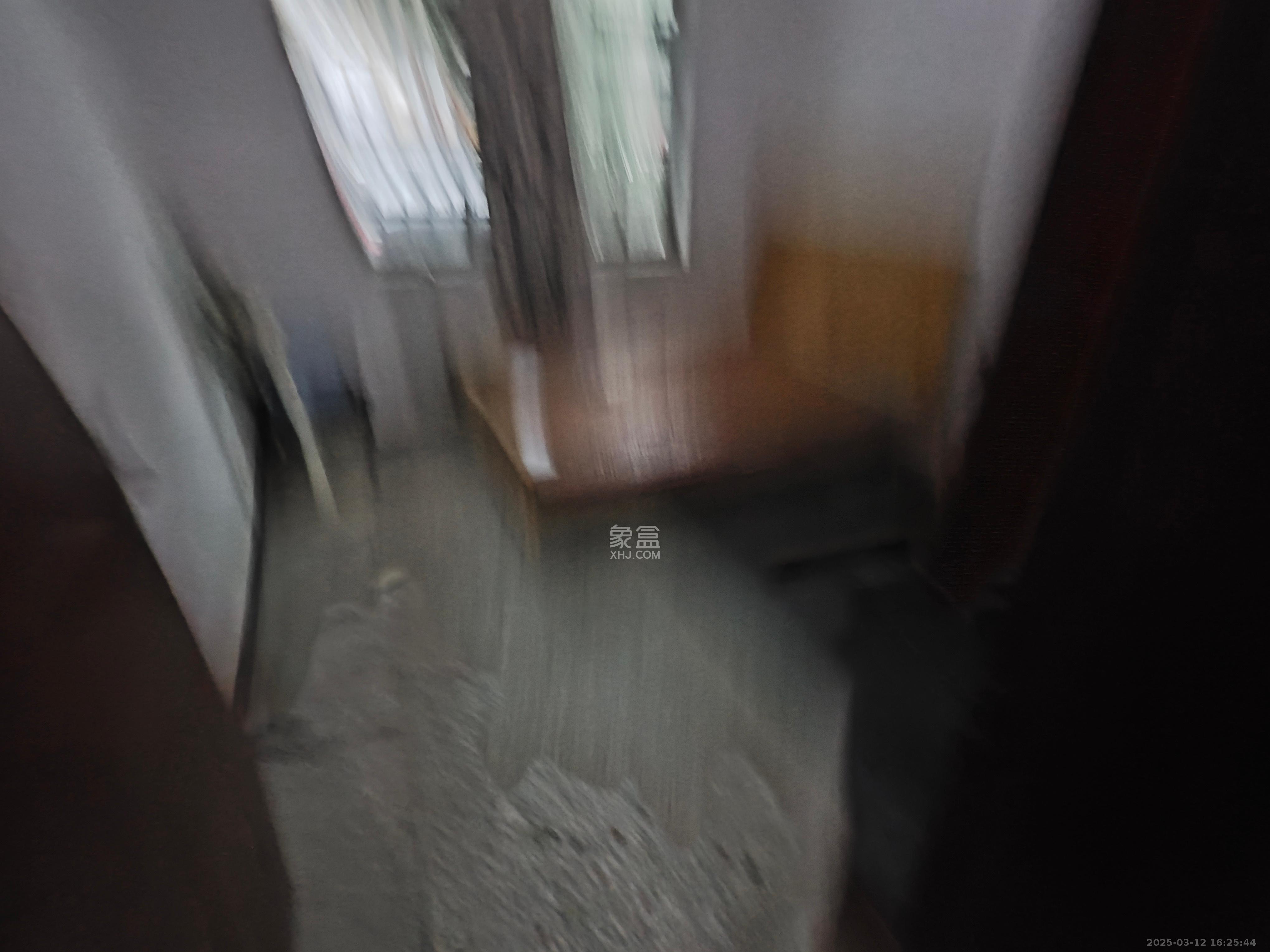 金桂小区一期 1室0厅0卫 2400.0元/月 金桂小区一期 1室0厅0卫 2400.0元/月室内图