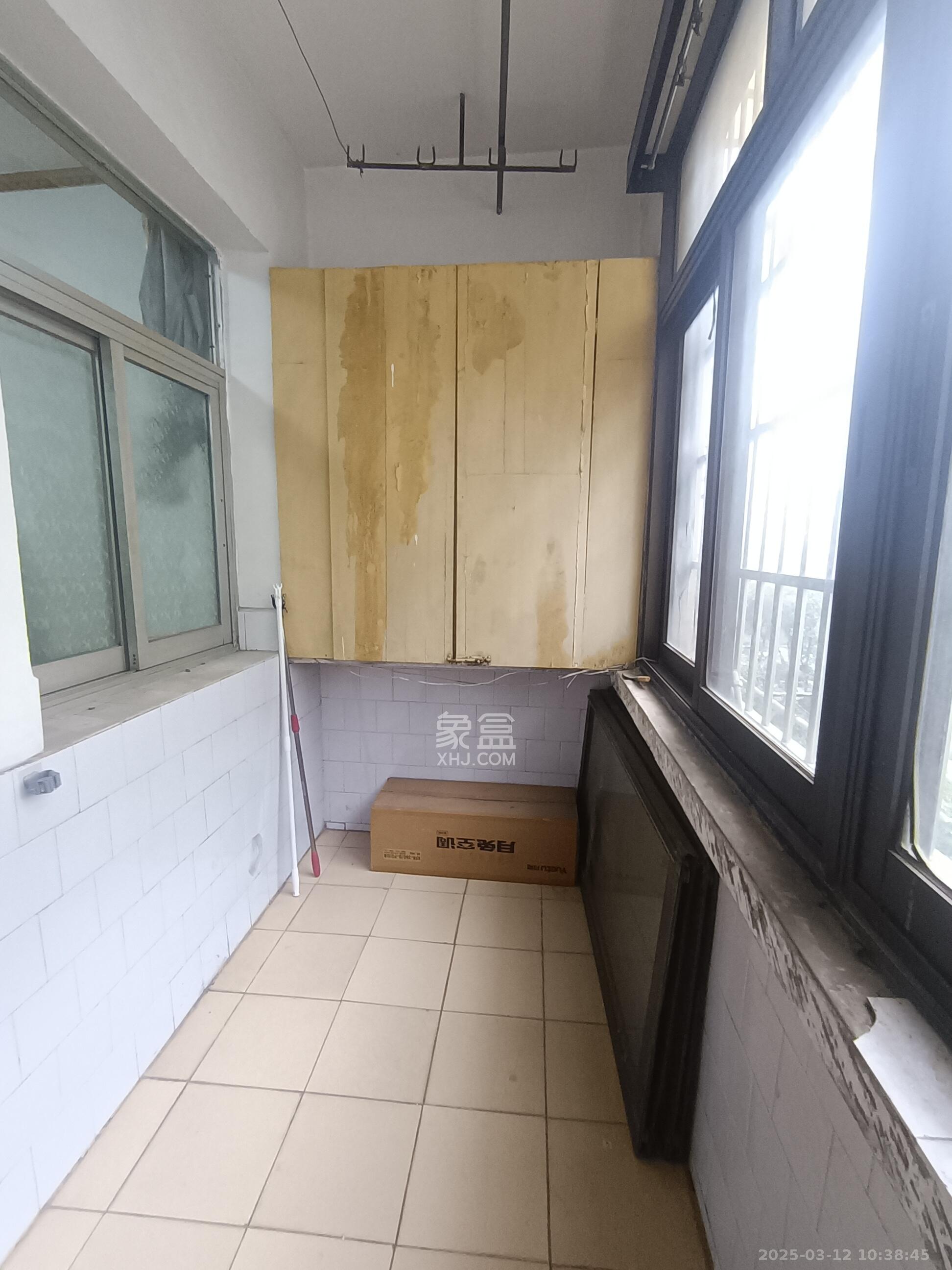 銀盆南路62號小區(qū)(鹽業(yè)公司宿舍)  2室1廳1衛(wèi)   1600.00元/月室內(nèi)圖