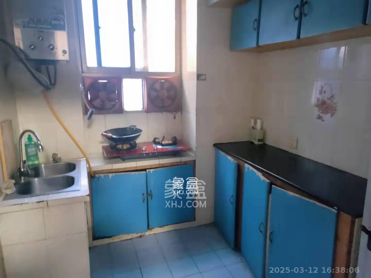 红旗区四片 2室1厅1卫 1600.0元/月 红旗区四片 2室1厅1卫 1600.0元/月室内图