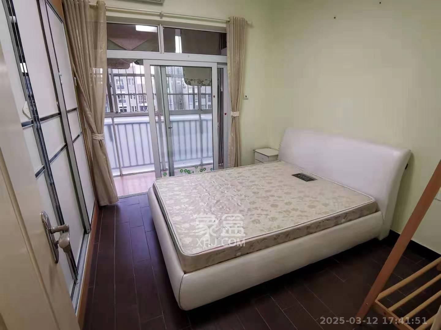 中房F联邦  3室2厅1卫   2300.00元/月室内图