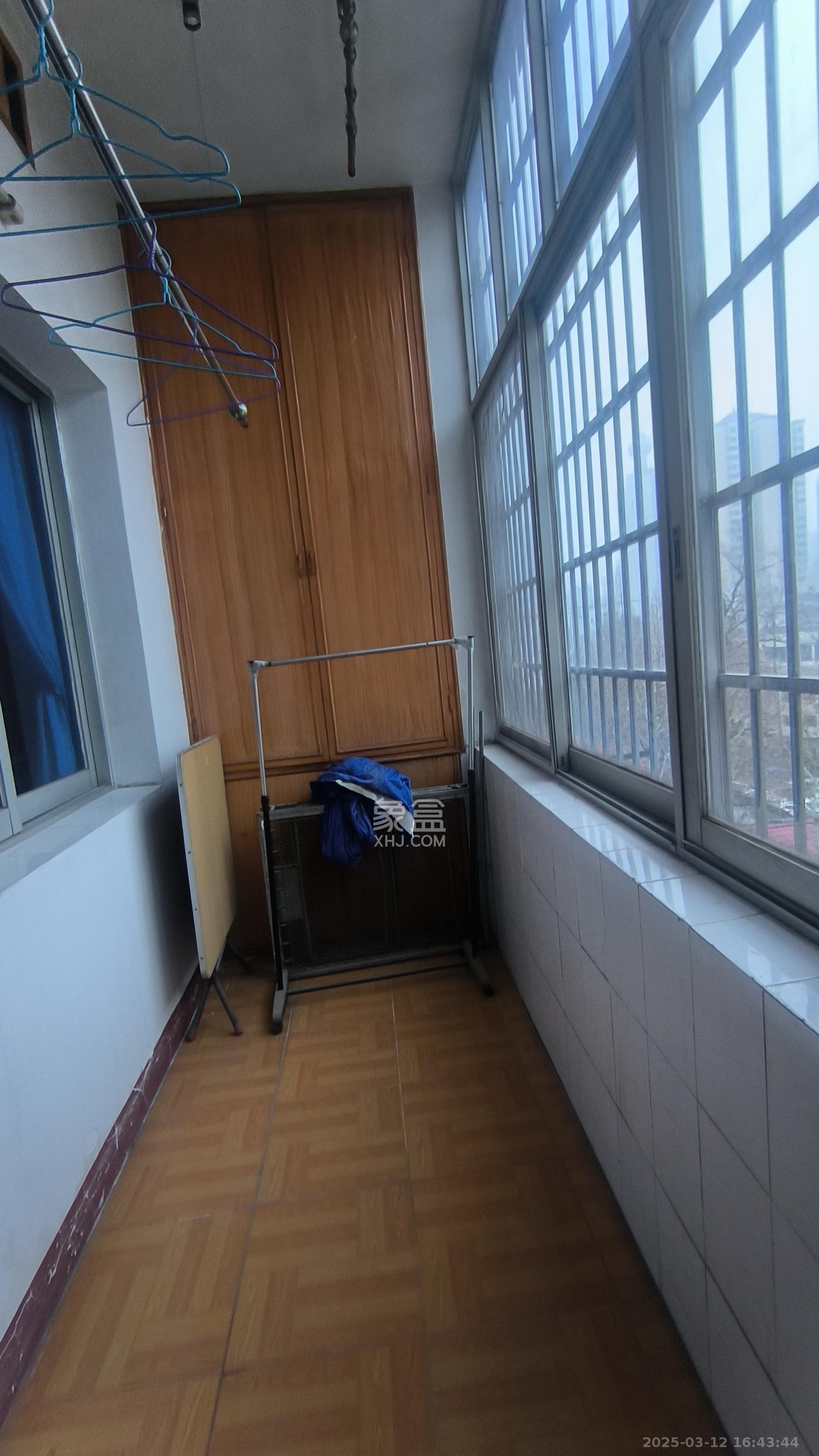 红旗区机械研究所宿舍 3室1厅1卫 1600.0元/月 红旗区机械研究所宿舍 3室1厅1卫 1600.0元/月室内图