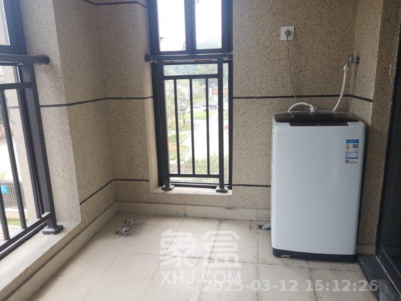 中海新城熙岸（中信新城五期）  1室1厅1卫   1500.00元/月室内图
