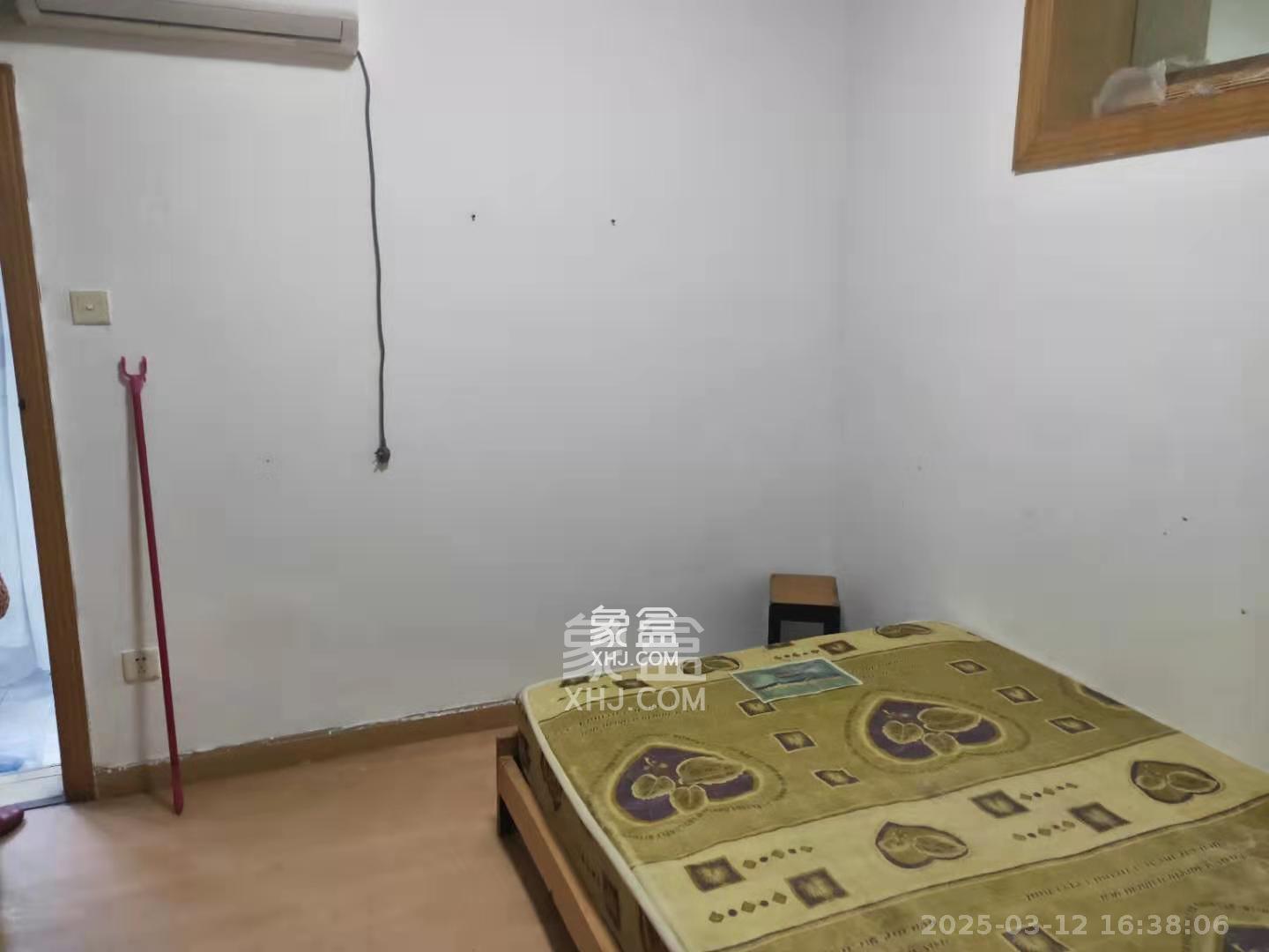 红旗区四片 2室1厅1卫 1600.0元/月 红旗区四片 2室1厅1卫 1600.0元/月室内图