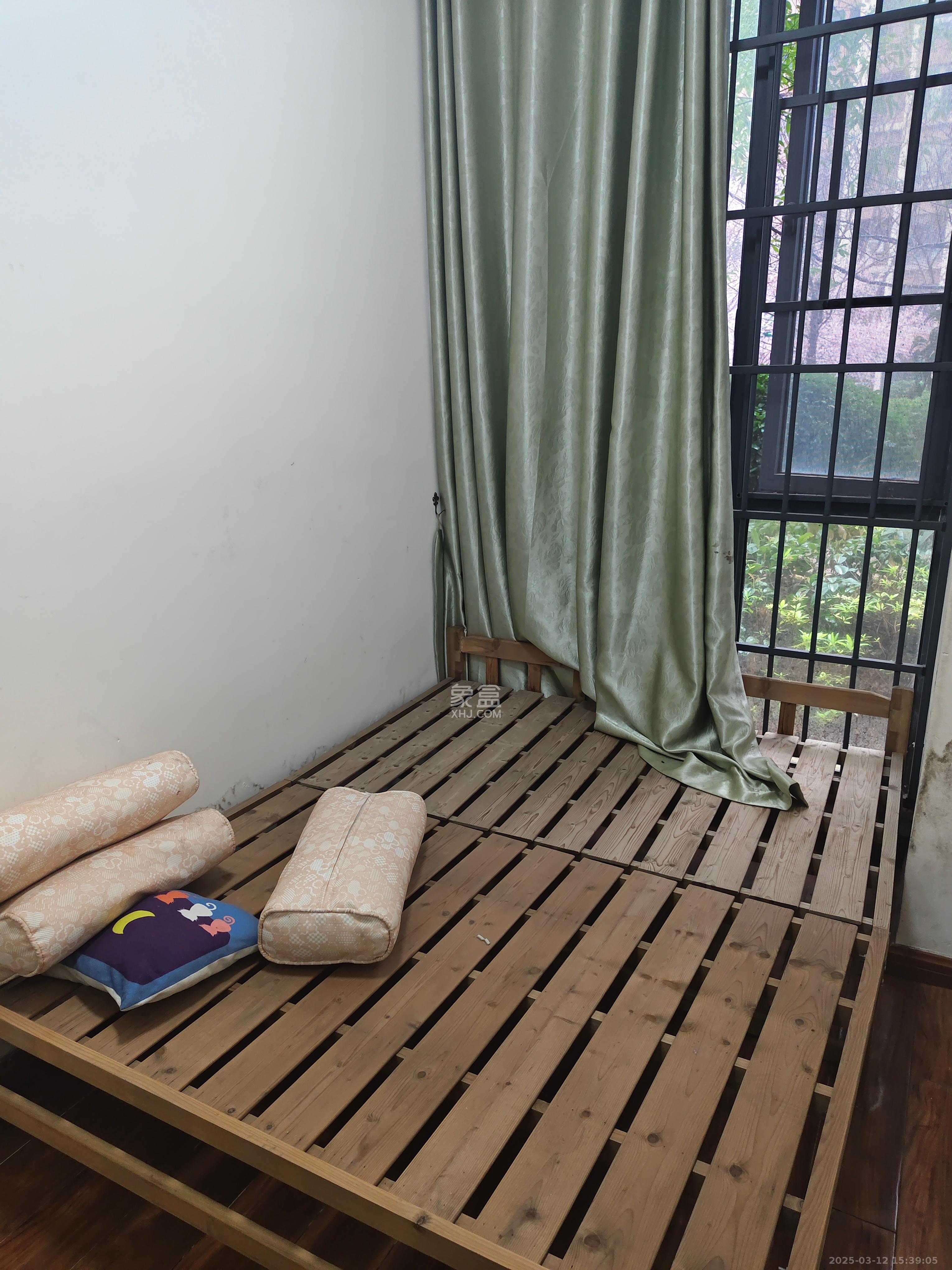 中建芙蓉工社 2室1厅1卫 1200.0元/月 中建芙蓉工社 2室1厅1卫 1200.0元/月室内图