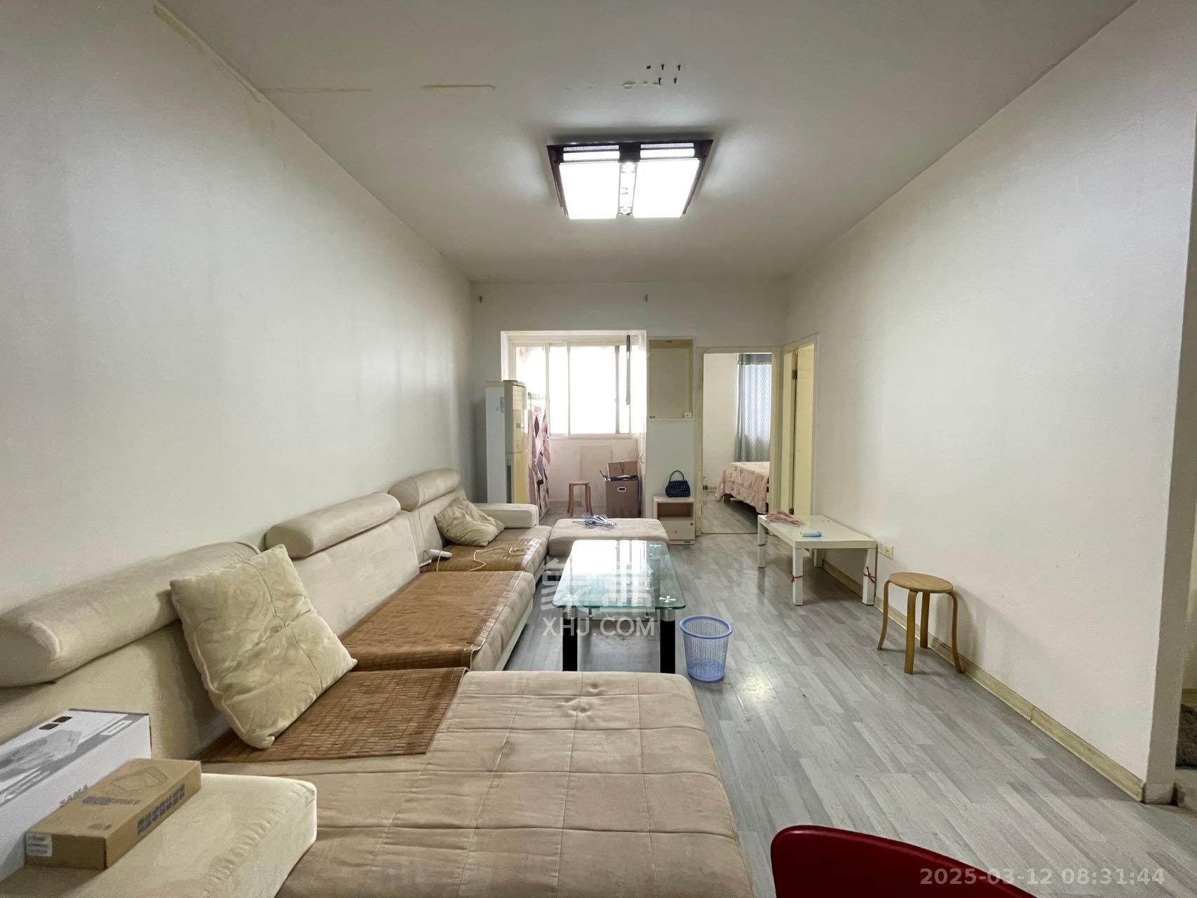 建鸿达现代公寓  2室1厅1卫   2300.00元/月