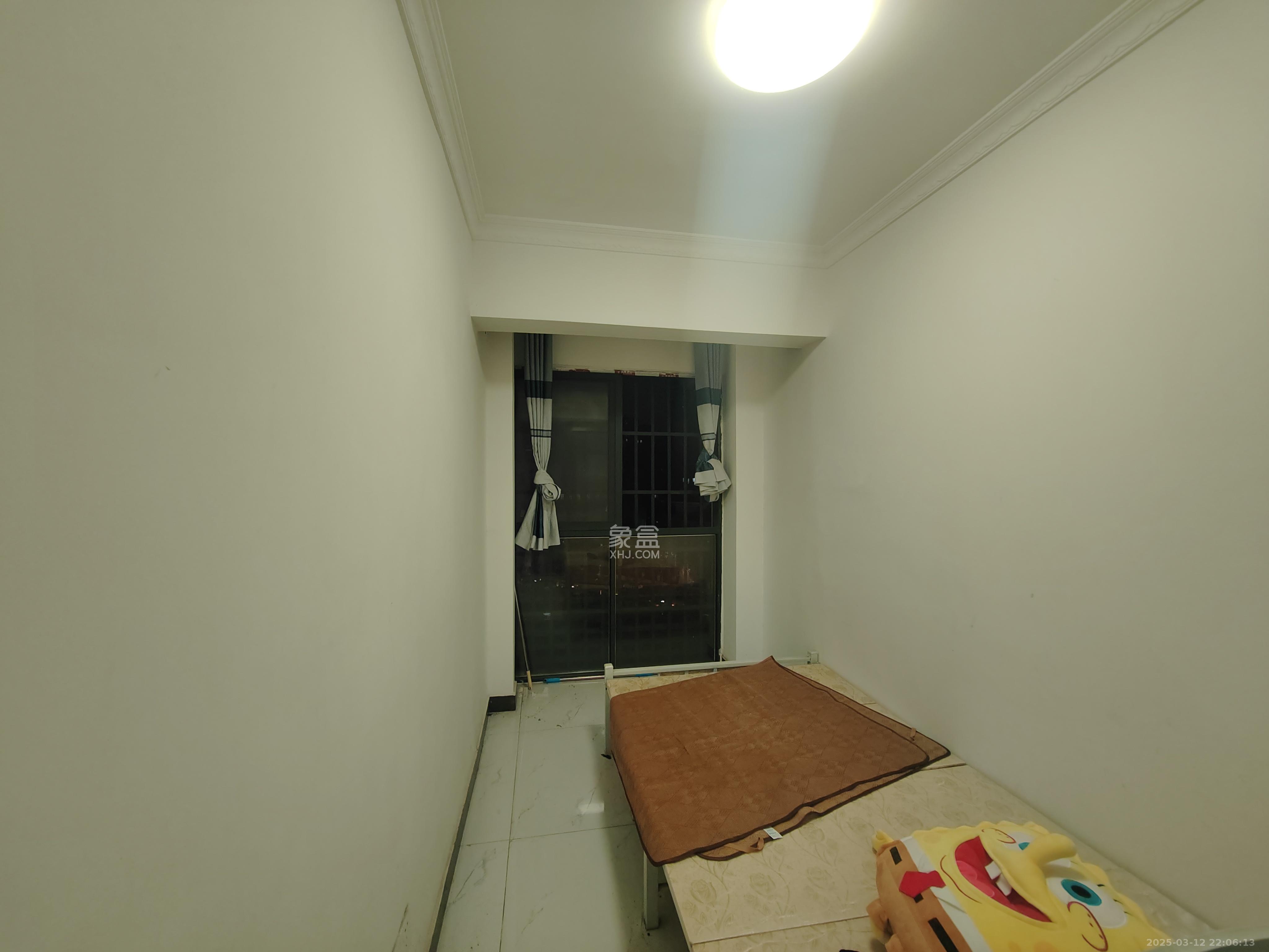 保利城(中航城国际社区、郡原美村) 3室2厅1卫 1900.0元/月 保利城(中航城国际社区、郡原美村) 3室2厅1卫 1900.0元/月室内图