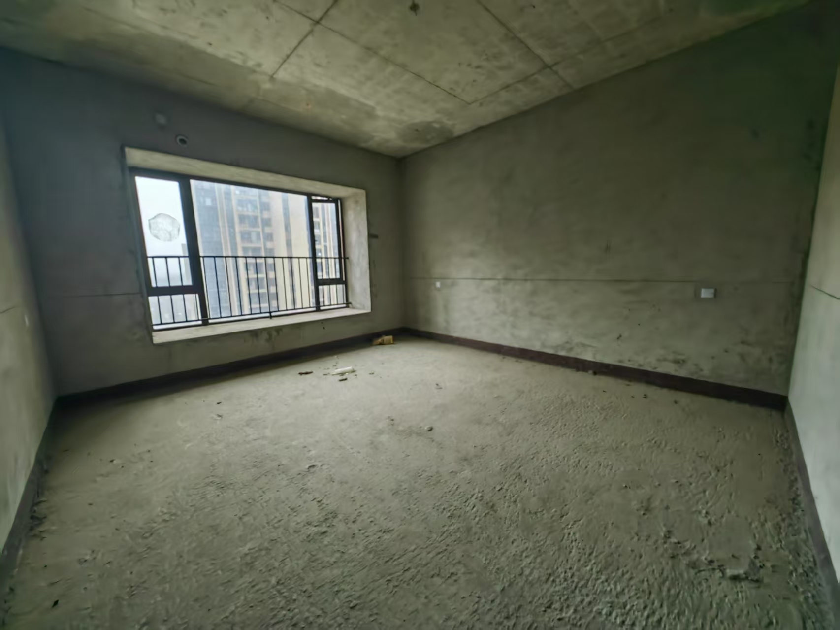 碧桂园锦岸 5室2厅3卫 135.0万 碧桂园锦岸 5室2厅3卫 135.0万室内图