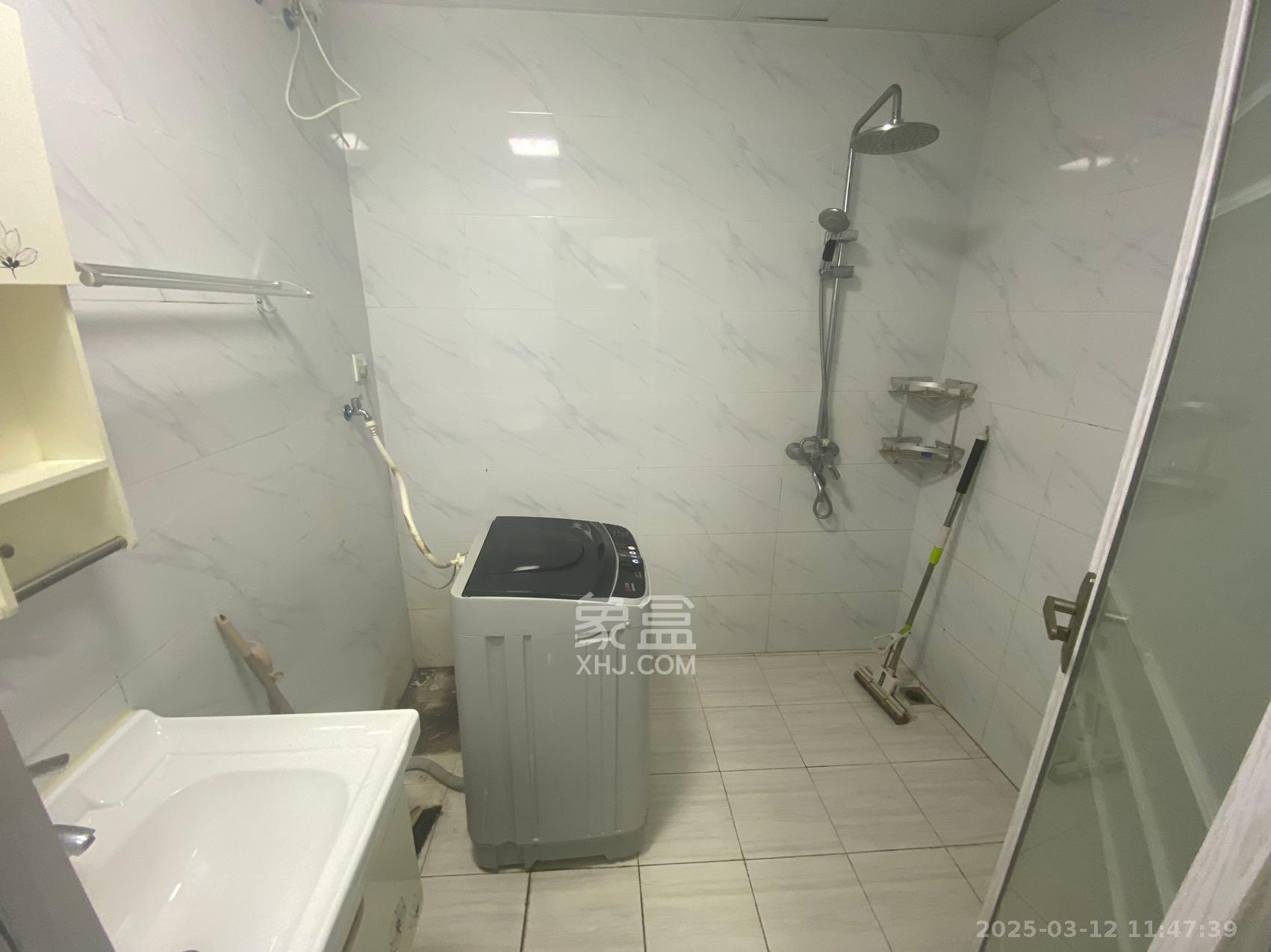 韶峰星苑(韶峰尚南UP公寓) 1室1厅1卫 950.0元/月 韶峰星苑(韶峰尚南UP公寓) 1室1厅1卫 950.0元/月室内图