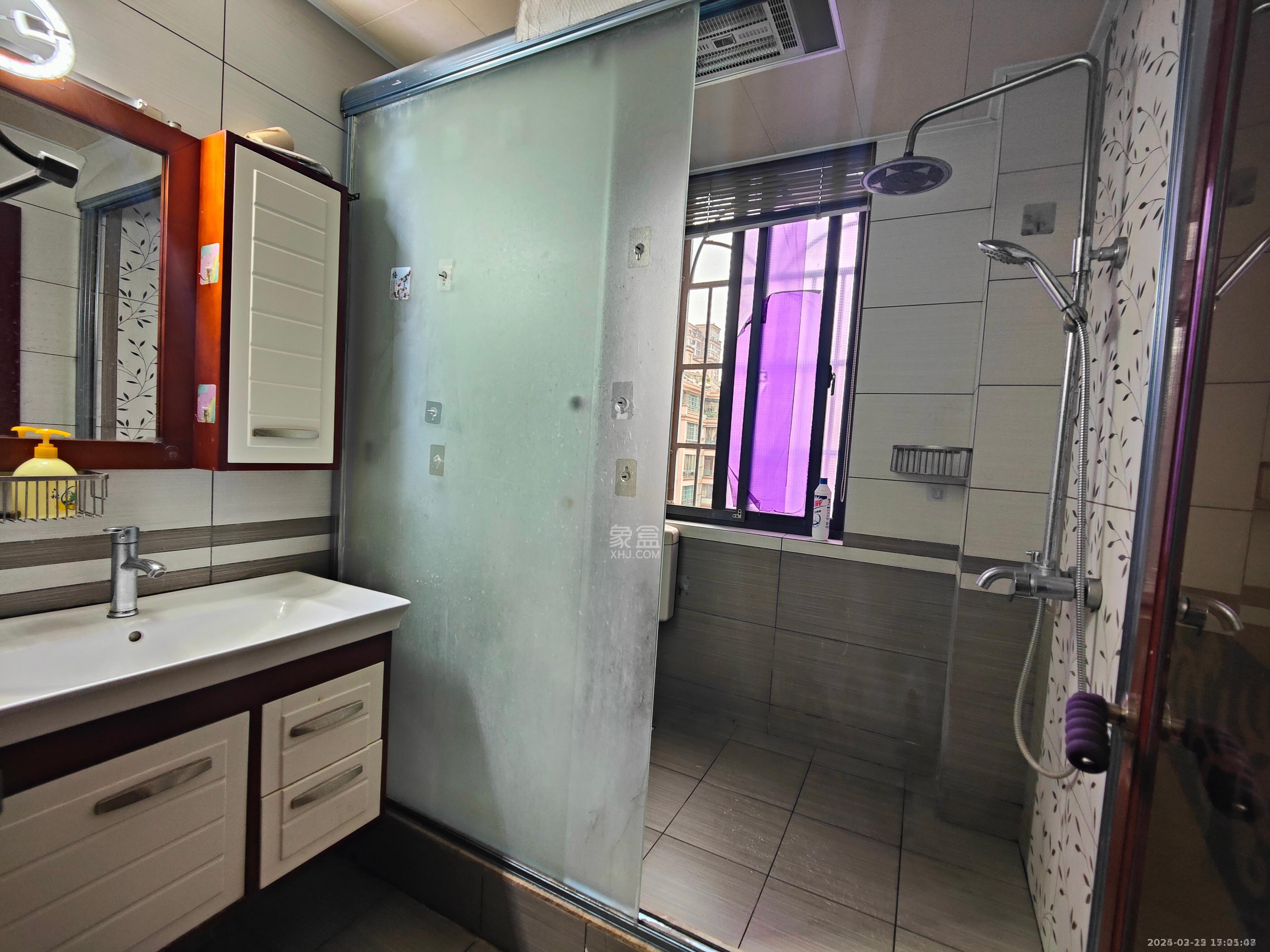 尚格名城香榭丽舍 3室2厅1卫 1700.0元/月 尚格名城香榭丽舍 3室2厅1卫 1700.0元/月室内图