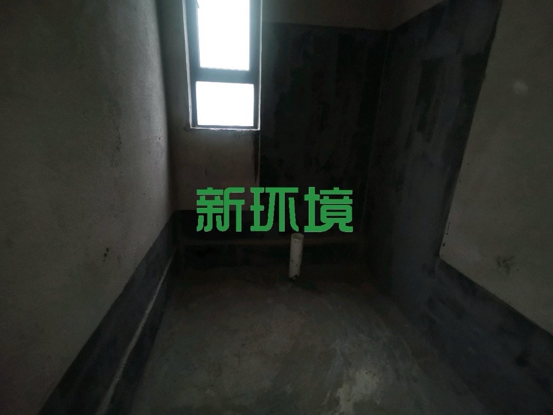 荣盛华府  4室2厅2卫   115.00万客厅