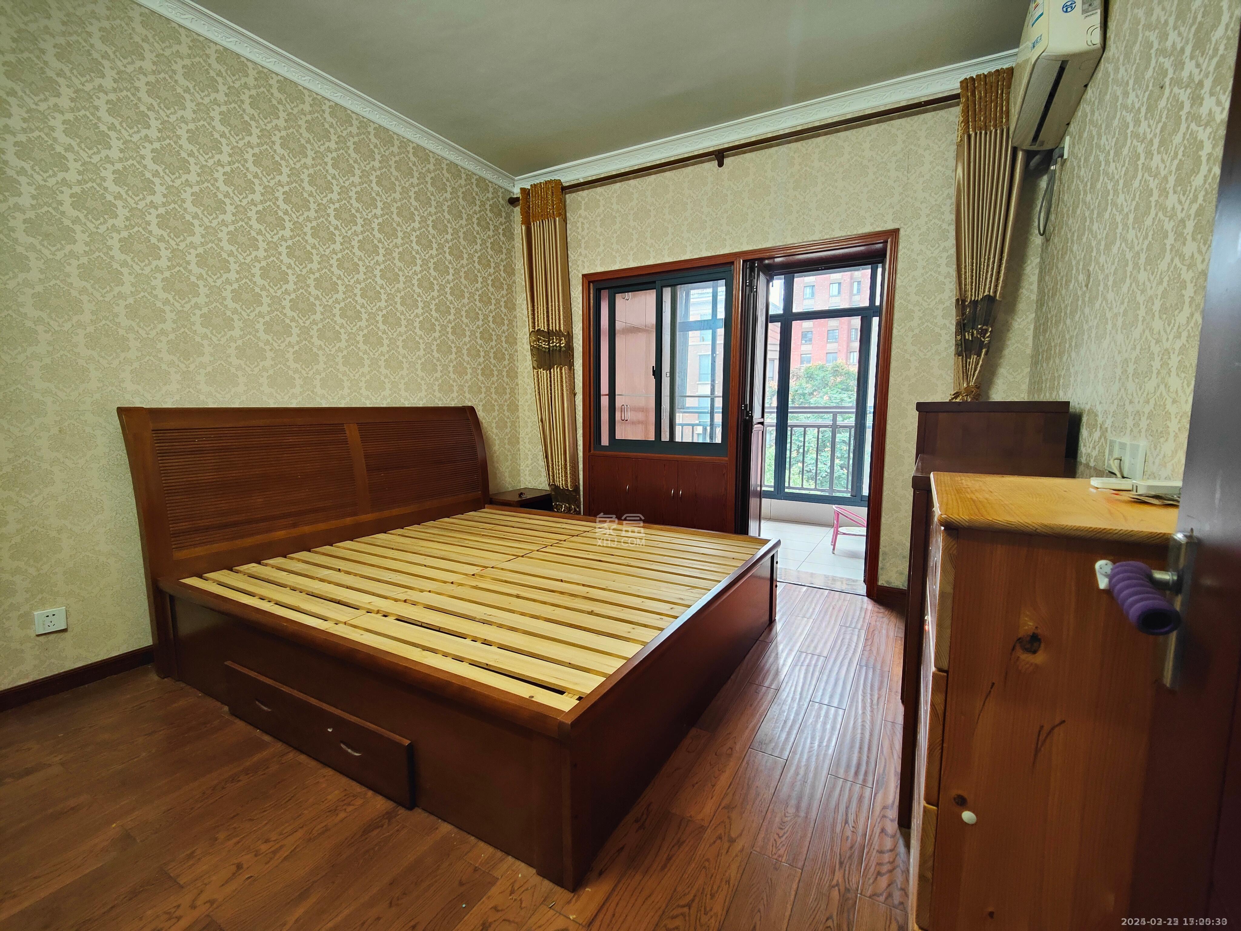 尚格名城香榭丽舍 3室2厅1卫 1700.0元/月 尚格名城香榭丽舍 3室2厅1卫 1700.0元/月室内图