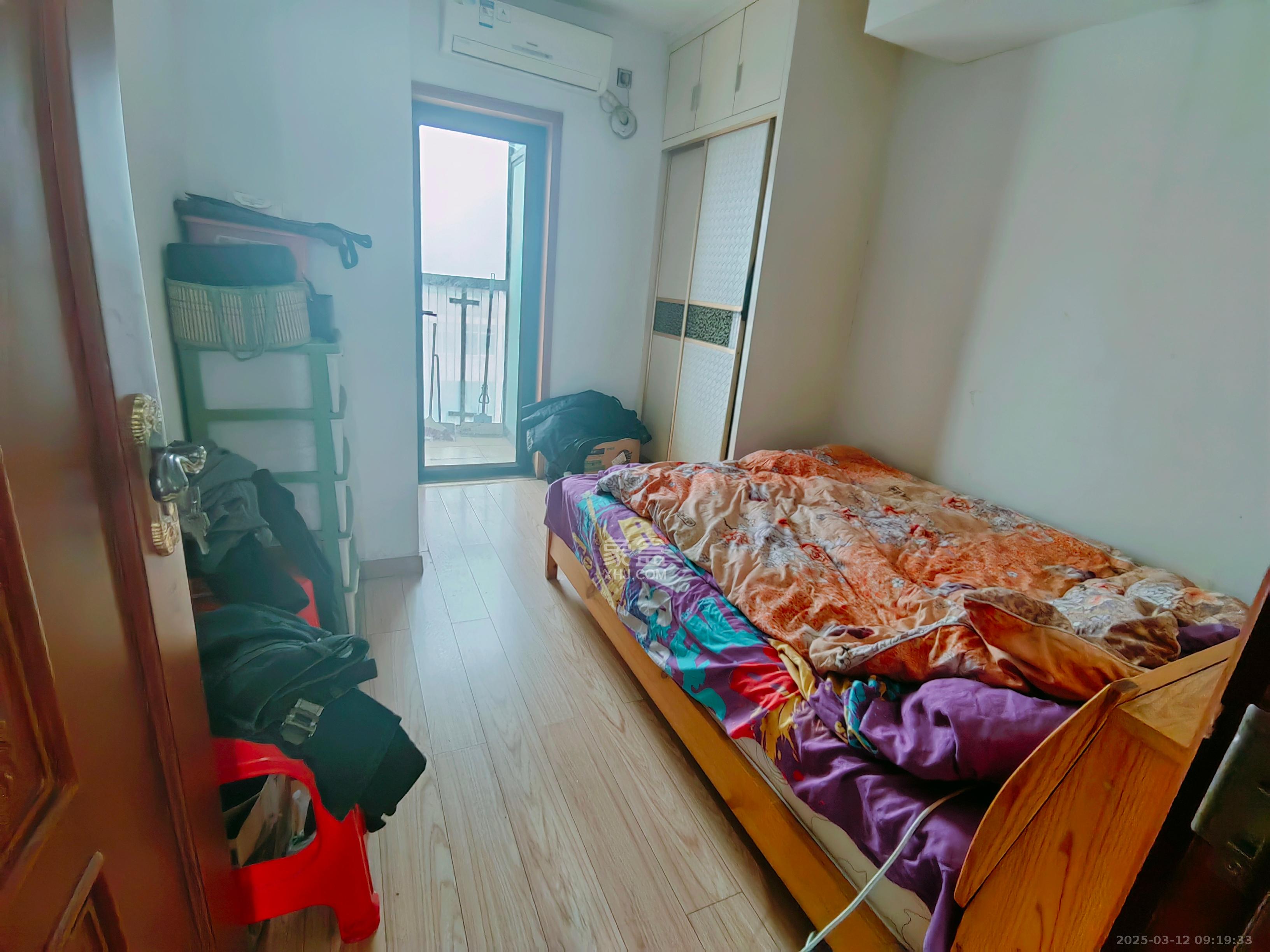 阳光100三期  3室2厅1卫   3000.00元/月室内图