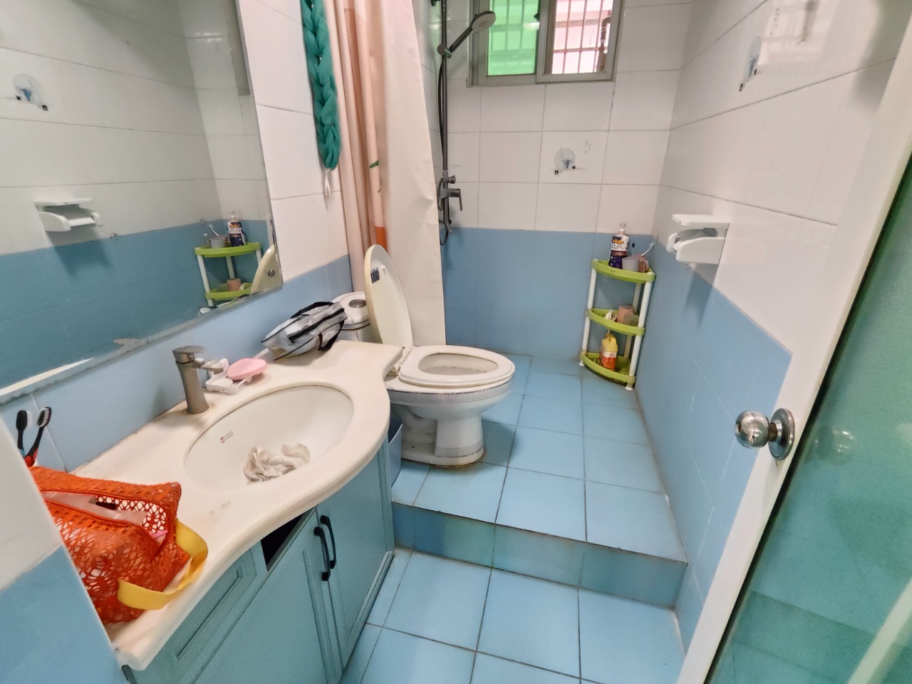 德意雅苑 2室2厅1卫 2200.0元/月 德意雅苑 2室2厅1卫 2200.0元/月室内图