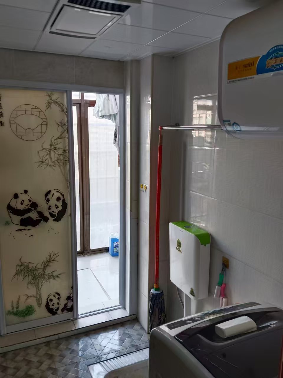 幸福里 3室2厅1卫 1200.0元/月 幸福里 3室2厅1卫 1200.0元/月室内图