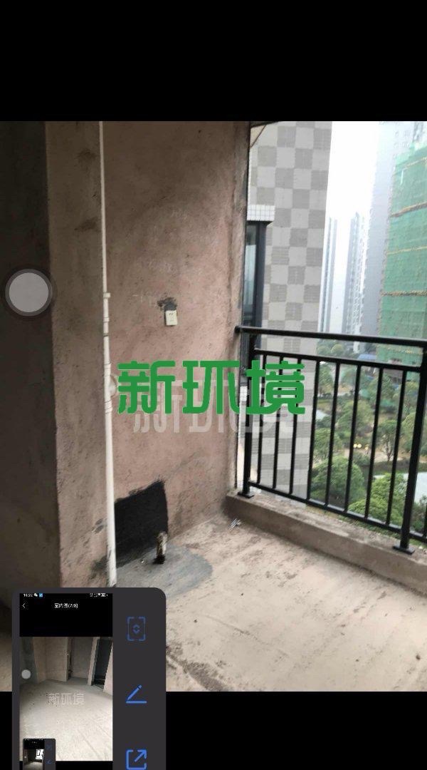 山城上品 4室2厅2卫 71.0万 山城上品 4室2厅2卫 71.0万客厅