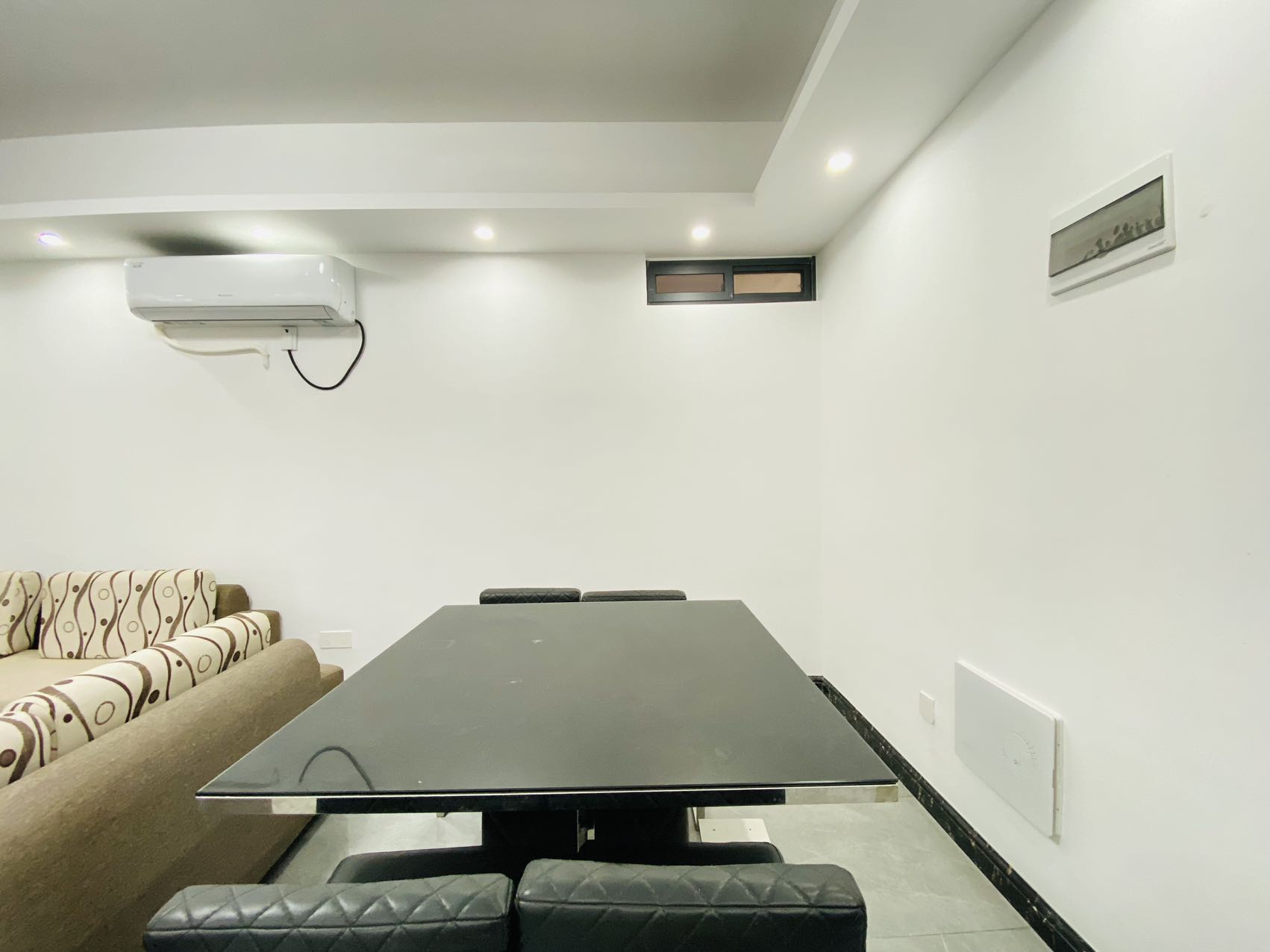 康城上品 3室2厅1卫 1300.0元/月 康城上品 3室2厅1卫 1300.0元/月室内图