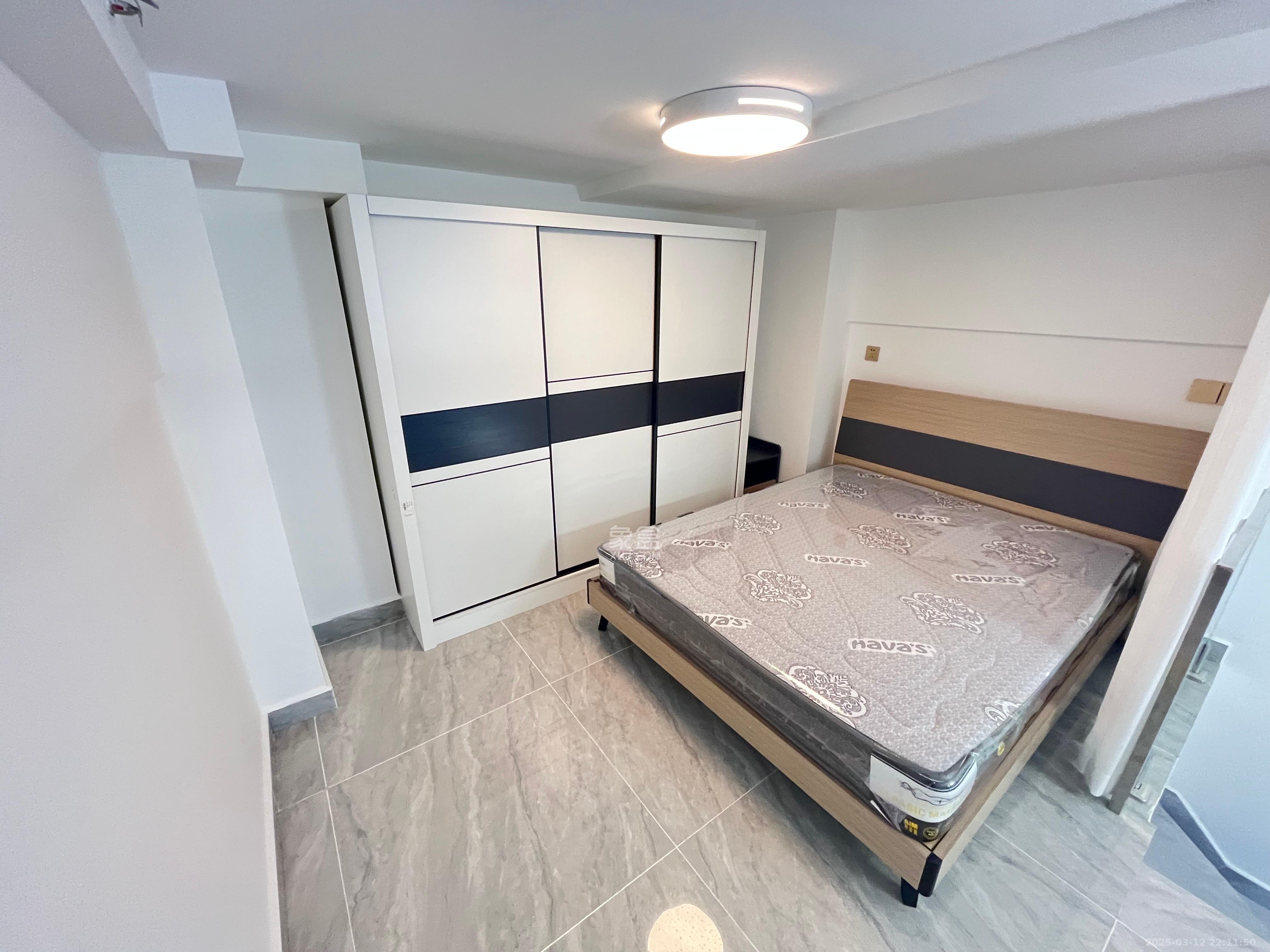 保利东郡 3室2厅2卫 4200.0元/月 保利东郡 3室2厅2卫 4200.0元/月室内图