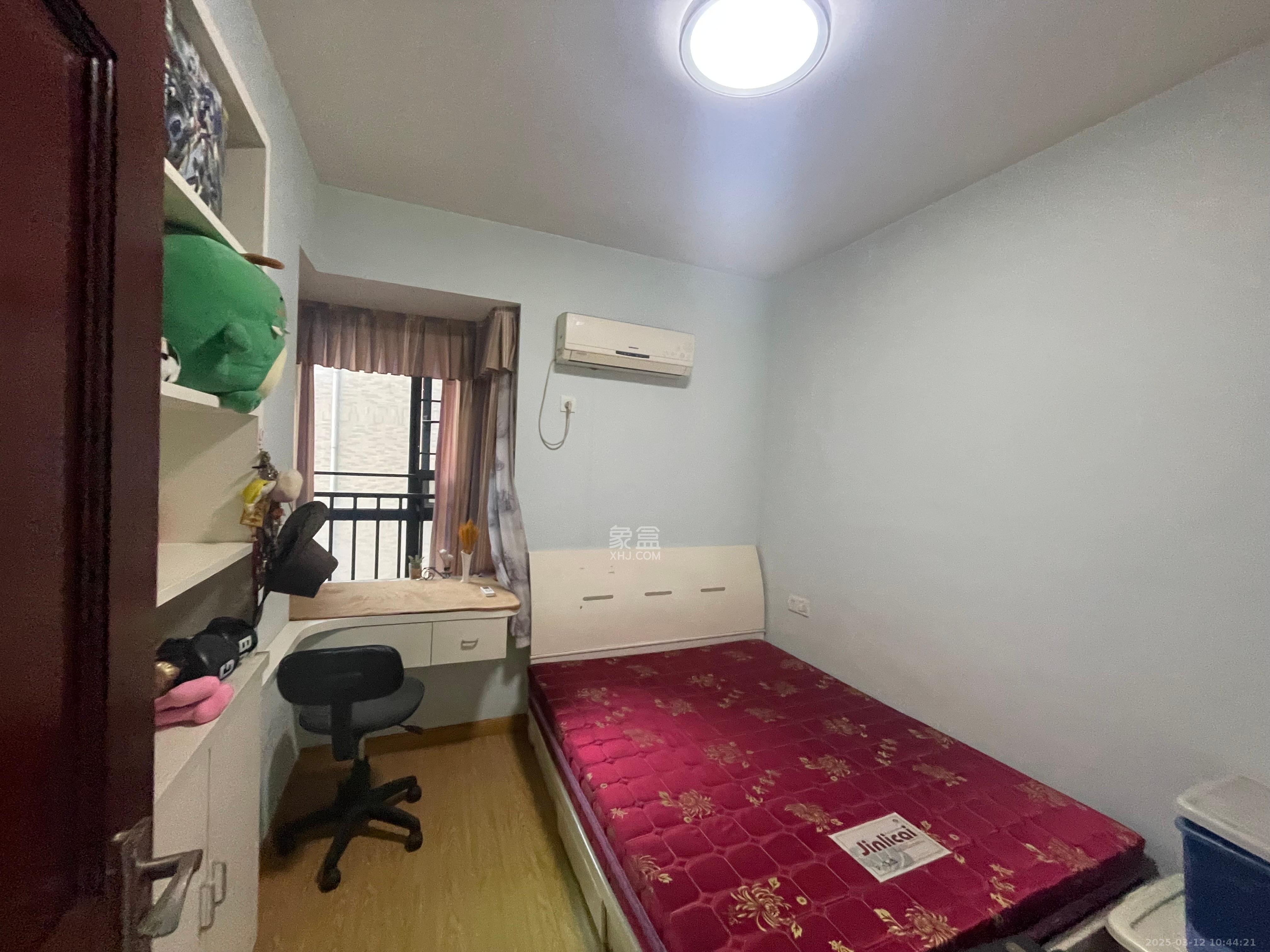 湘府9号  2室1厅1卫   2300.00元/月室内图