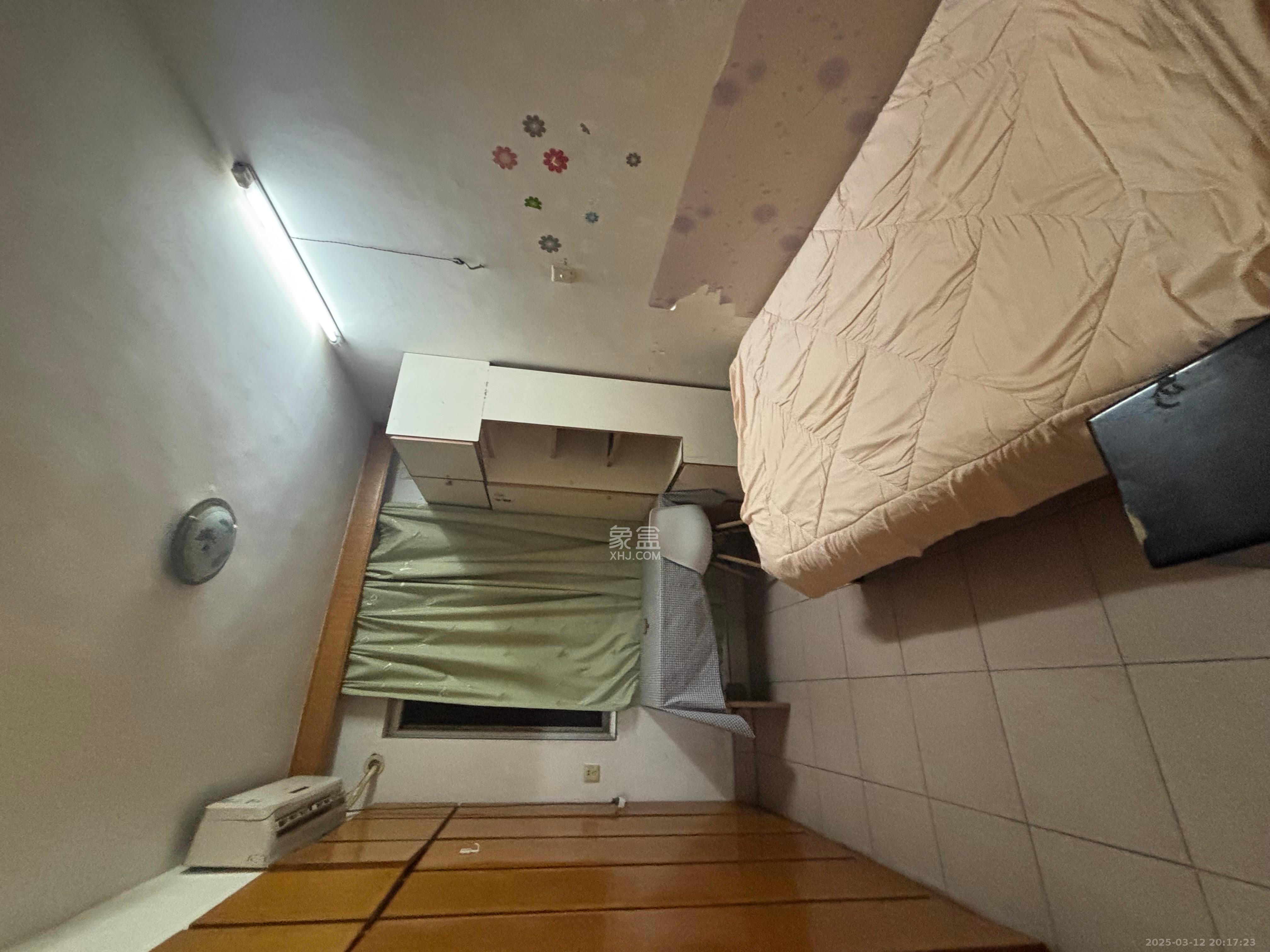 向韶村  2室1厅1卫    1200.0元/月 向韶村  2室1厅1卫    1200.0元/月室内图