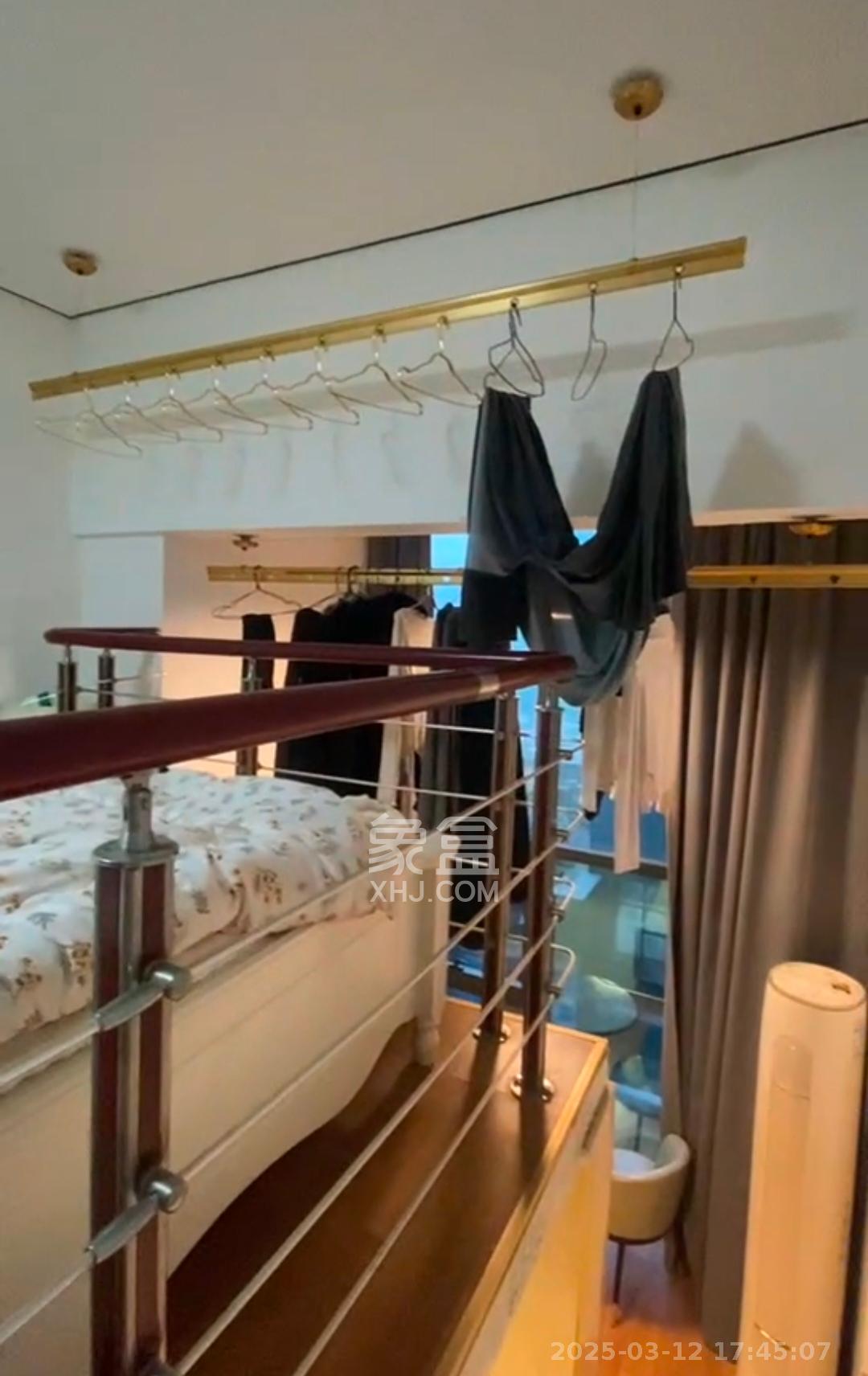 东盈商业广场(华泉城市广场) 1室0厅0卫 2000.0元/月 东盈商业广场(华泉城市广场) 1室0厅0卫 2000.0元/月室内图