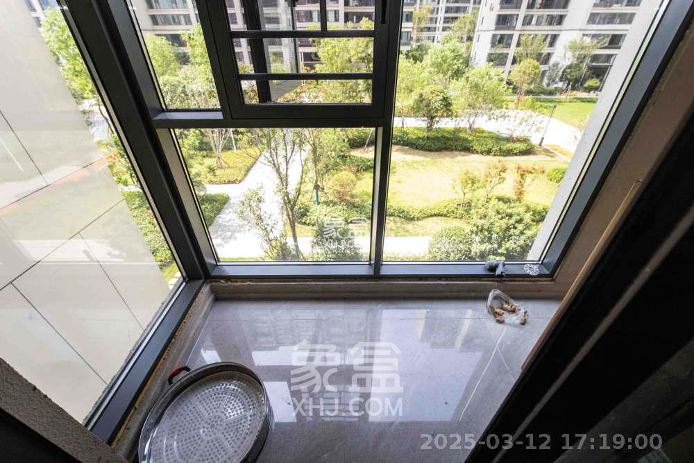 德奥悦东方  4室2厅2卫   4000.00元/月室内图