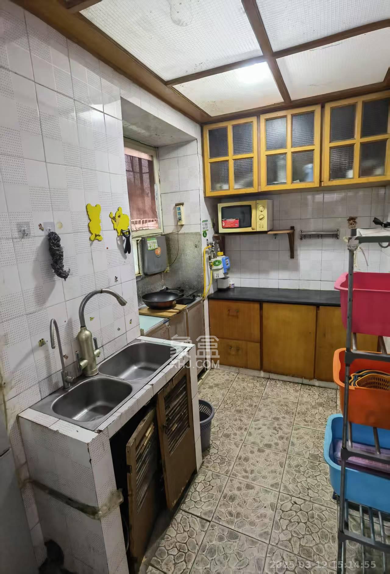 湘运新村 2室1厅1卫 1500.0元/月 湘运新村 2室1厅1卫 1500.0元/月室内图