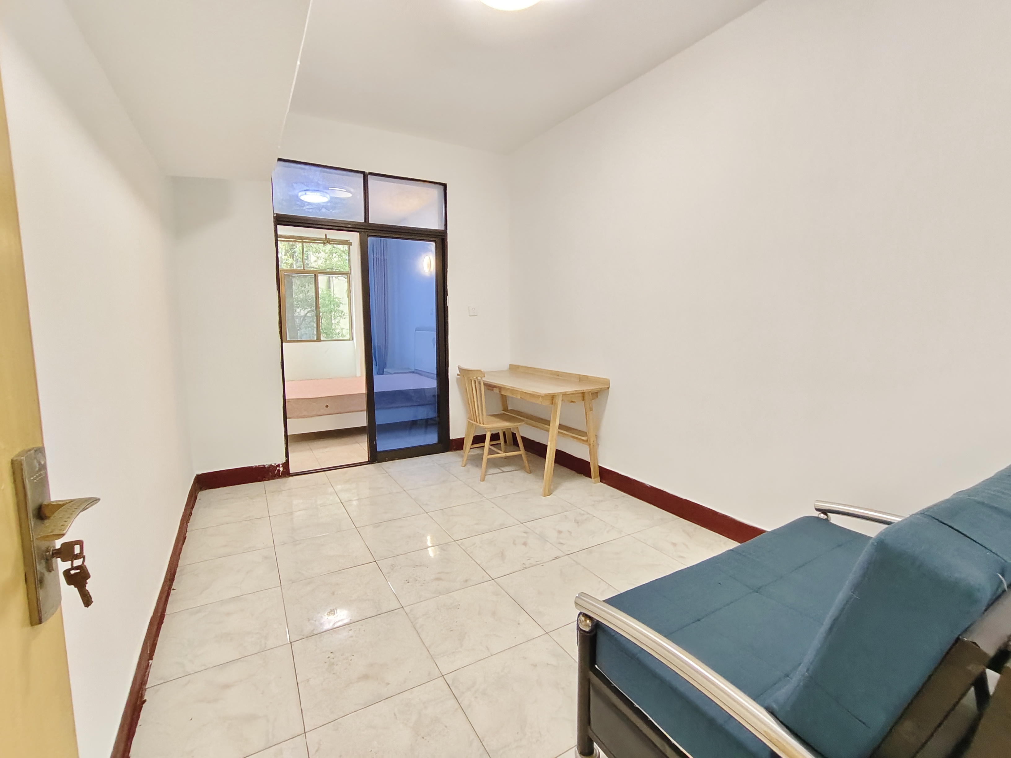 桥南电力局  3室2厅1卫    1100.0元/月 桥南电力局  3室2厅1卫    1100.0元/月室内图