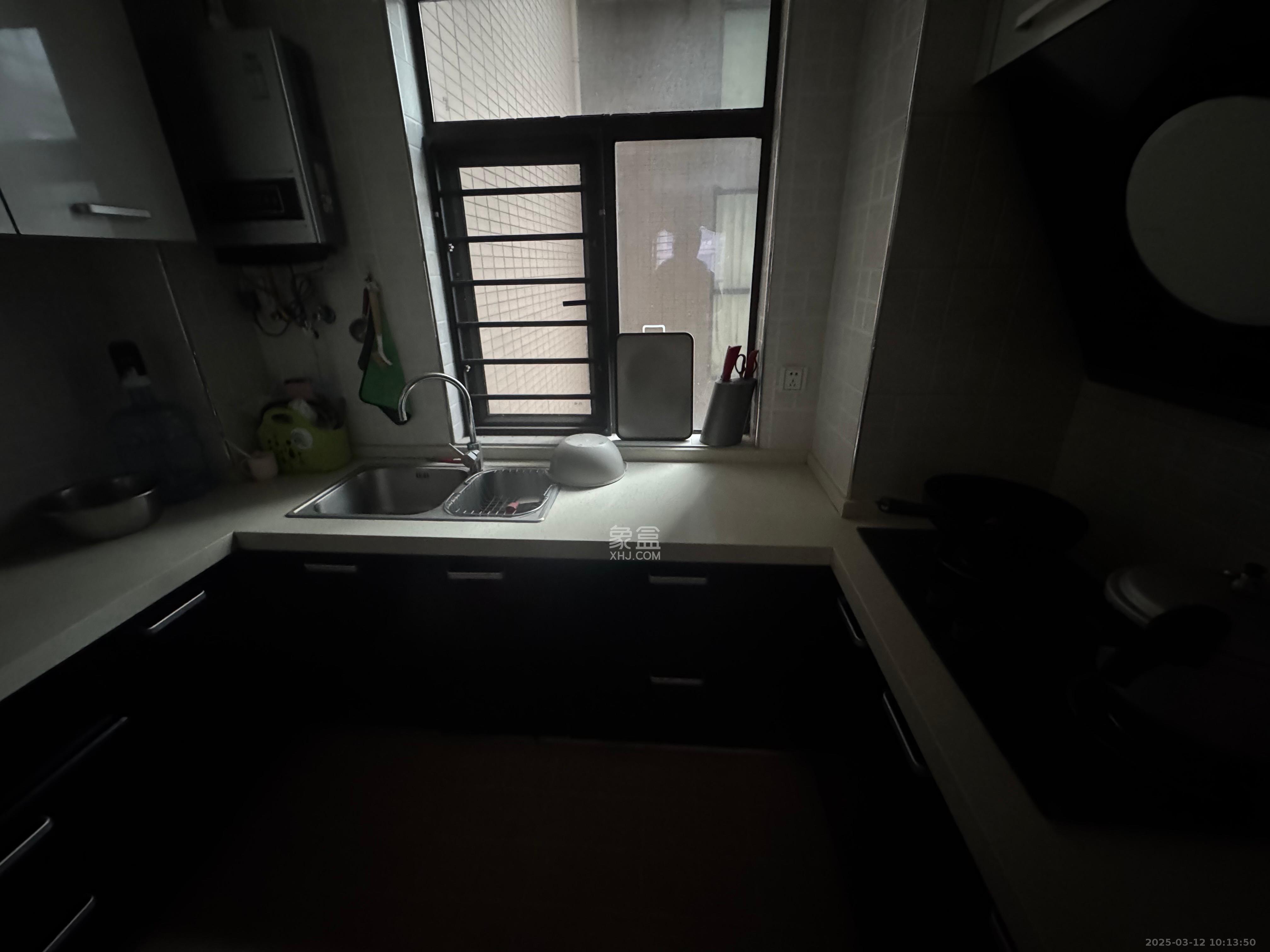 万象凯旋湾  3室2厅2卫   2800.00元/月室内图