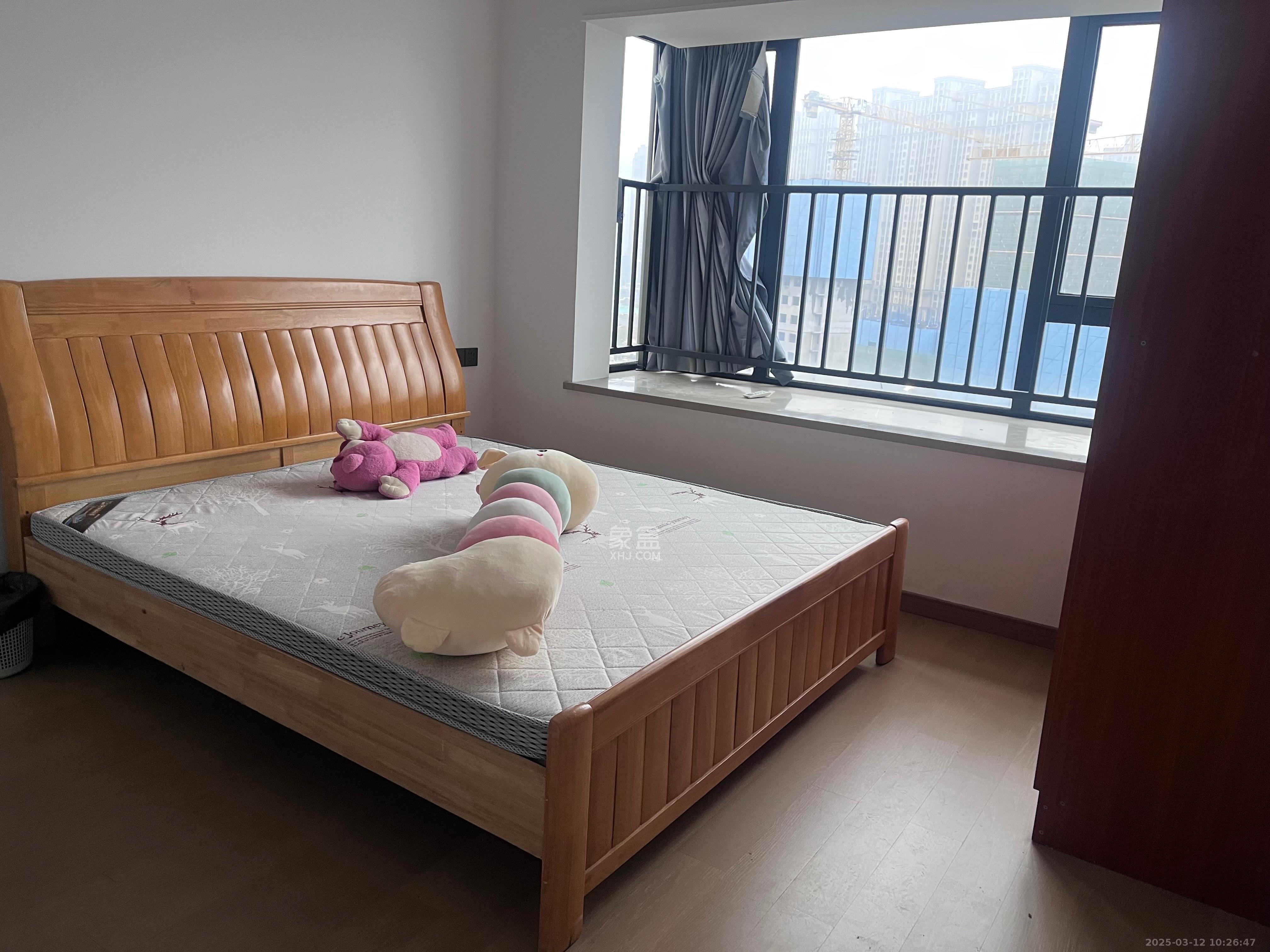 北辰时光里 4室2厅1卫 4500.0元/月 北辰时光里 4室2厅1卫 4500.0元/月室内图