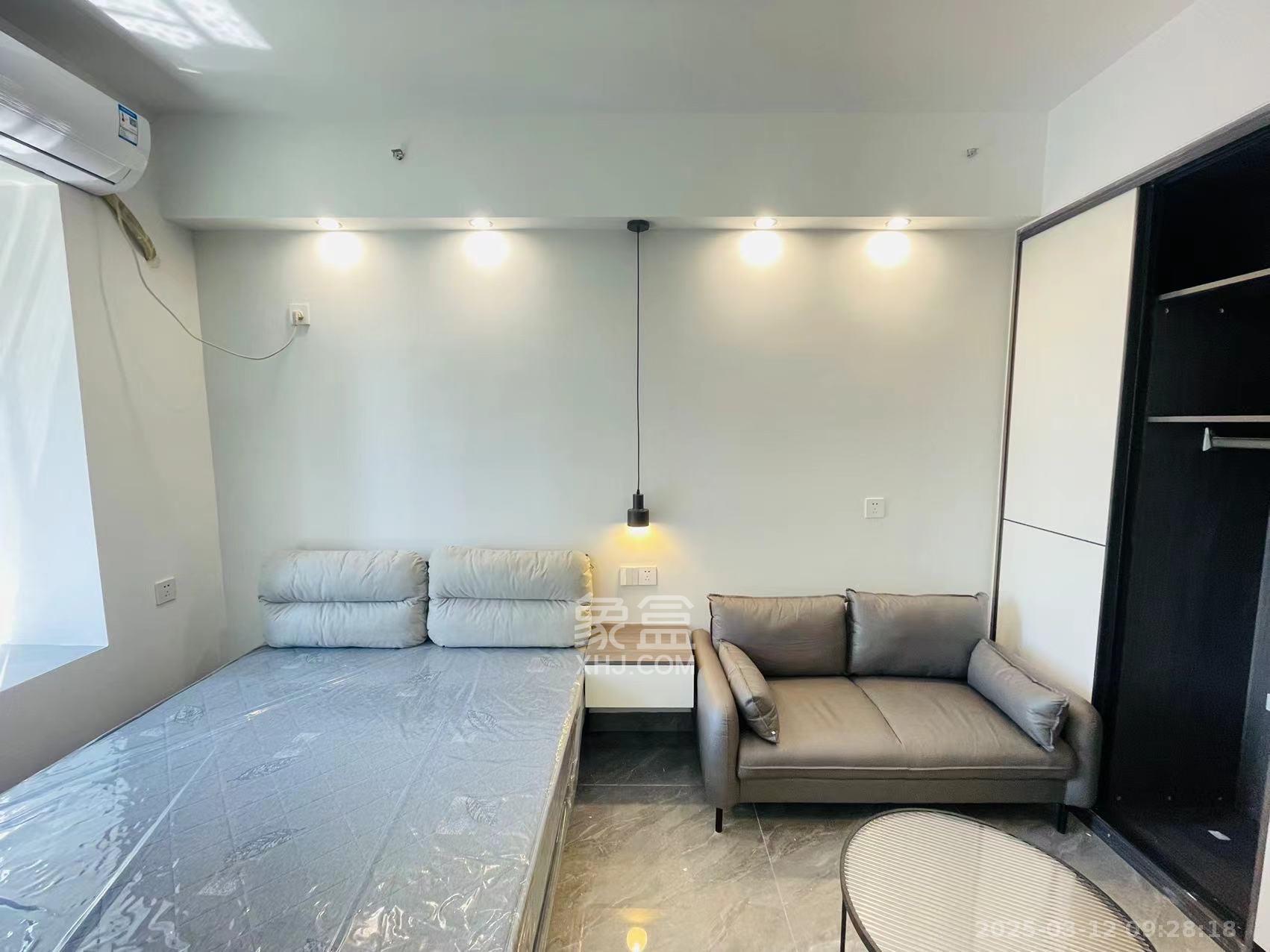 保利麓谷林语I区 1室1厅1卫 1400.0元/月 保利麓谷林语I区 1室1厅1卫 1400.0元/月室内图