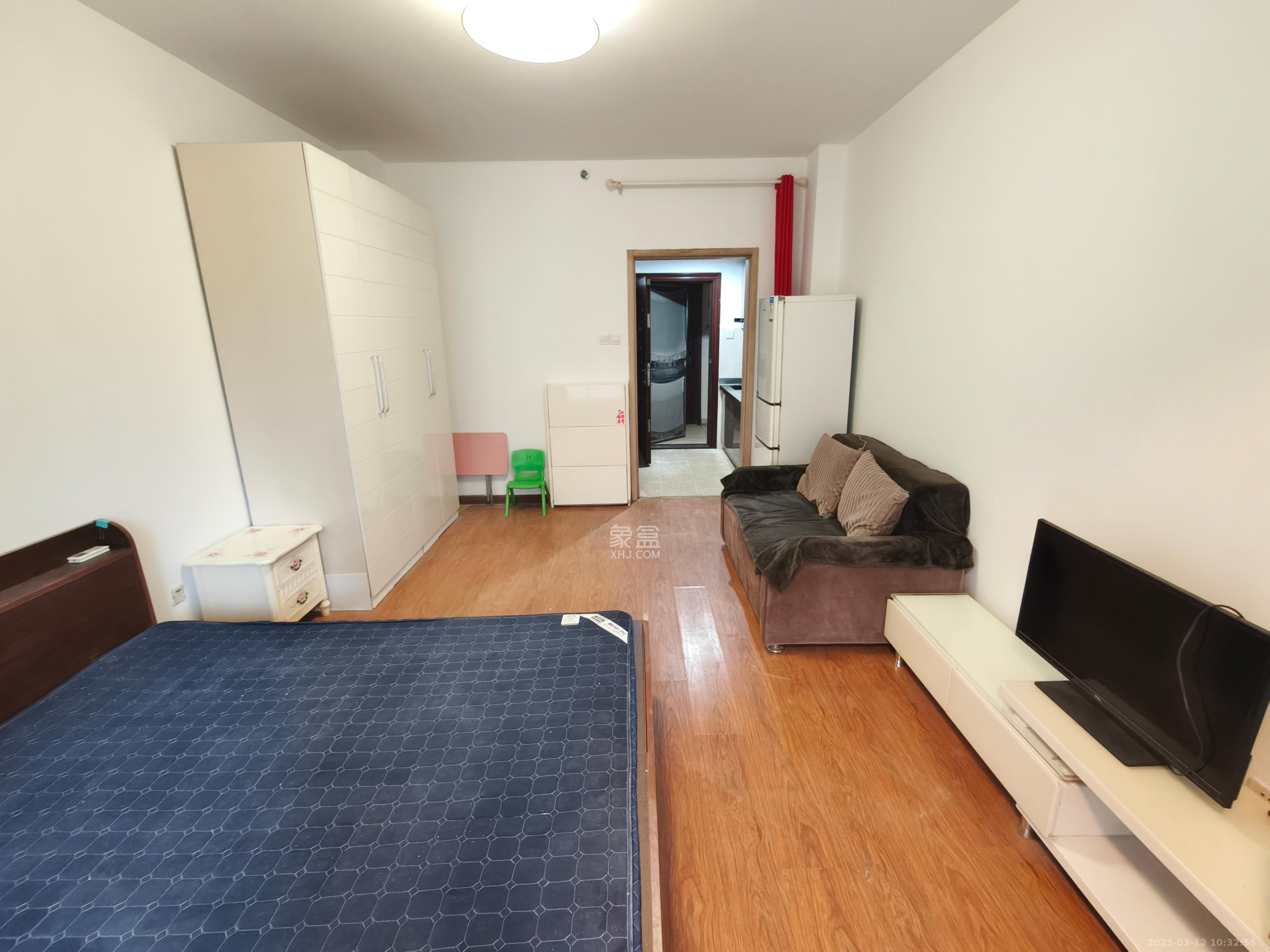 花漾年华(桂花园)  1室1厅1卫    900.0元/月 花漾年华(桂花园)  1室1厅1卫    900.0元/月