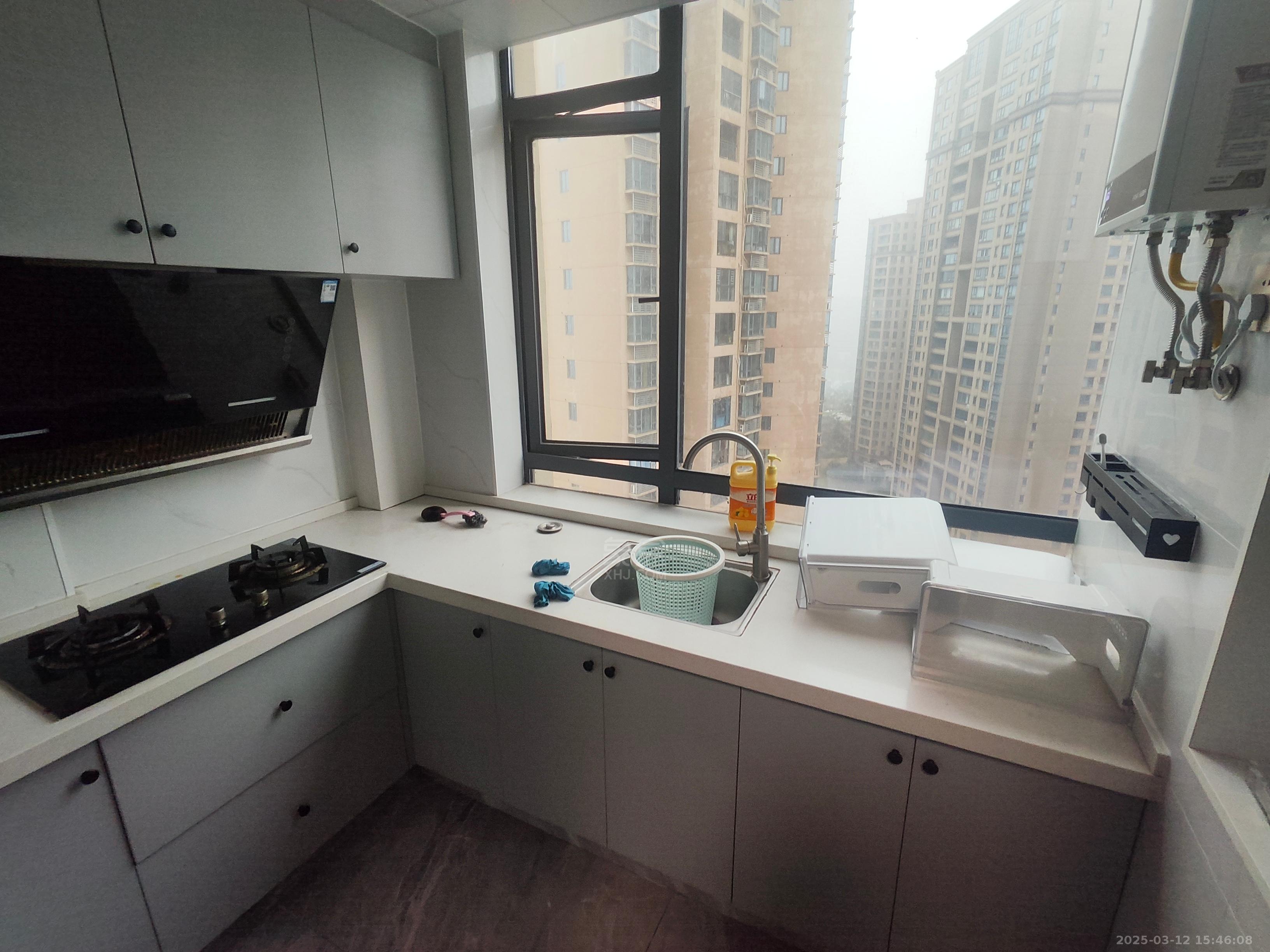 城市公园 1室1厅1卫 1200.0元/月 城市公园 1室1厅1卫 1200.0元/月室内图