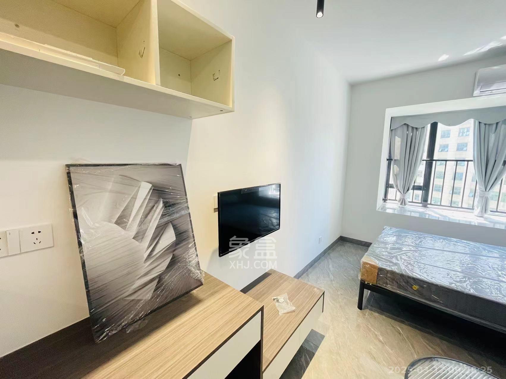 保利麓谷林语I区 1室1厅1卫 1400.0元/月 保利麓谷林语I区 1室1厅1卫 1400.0元/月室内图