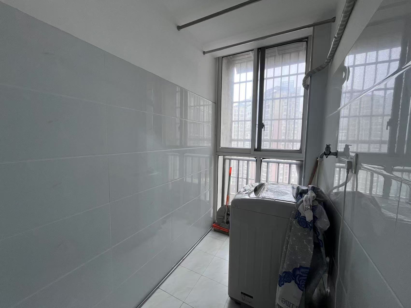 学府花园(文苑瑞景) 2室2厅1卫 32.8万 学府花园(文苑瑞景) 2室2厅1卫 32.8万室内图