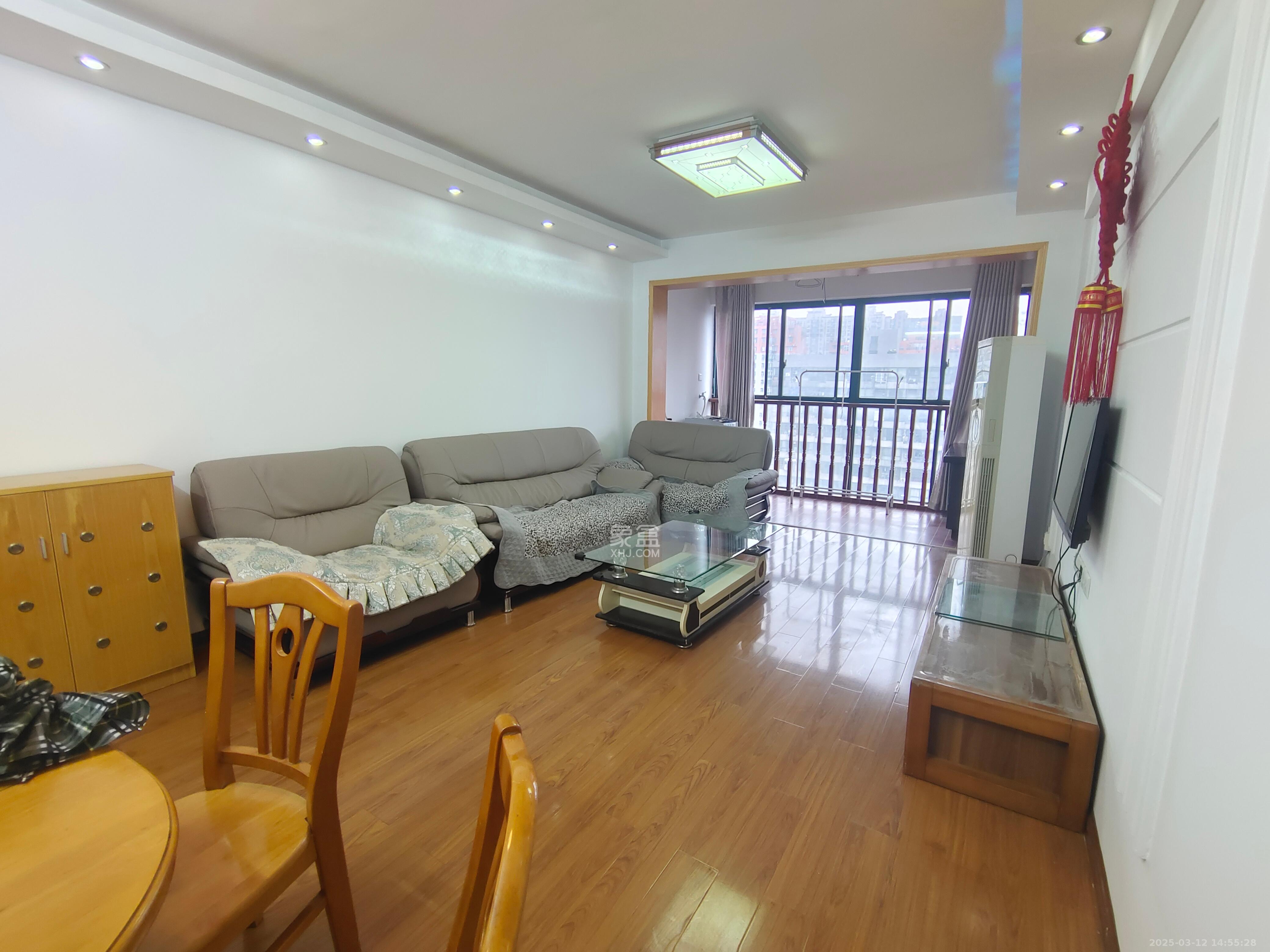 凯轩云顶  2室2厅1卫   2500.00元/月室内图