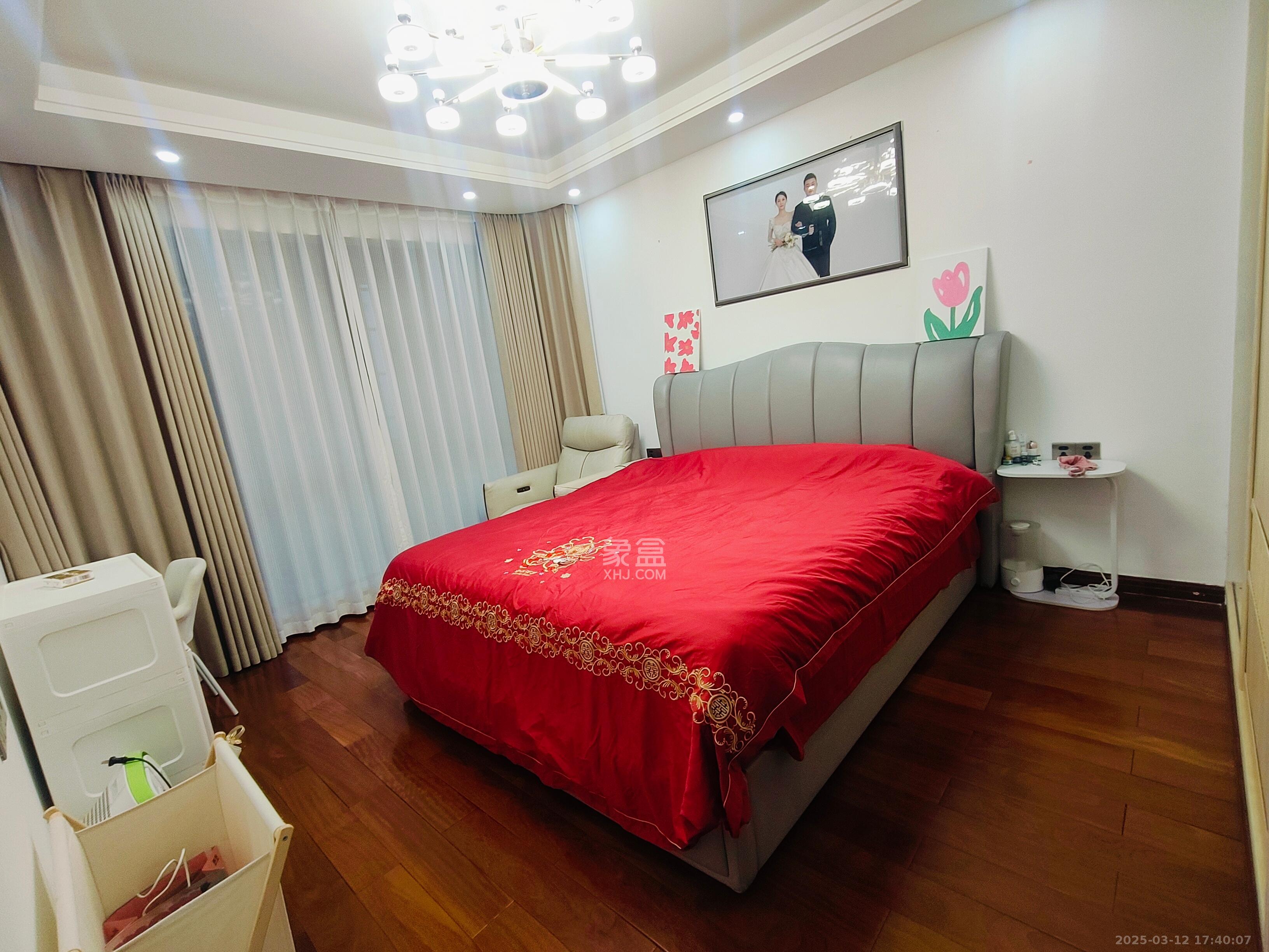 才子佳郡  4室2厅1卫   3500.00元/月室内图