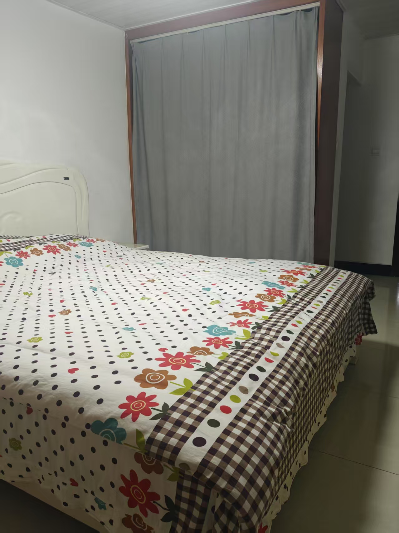 长青明苑(长青名苑  3室2厅2卫    16.8万 长青明苑(长青名苑  3室2厅2卫    16.8万客厅