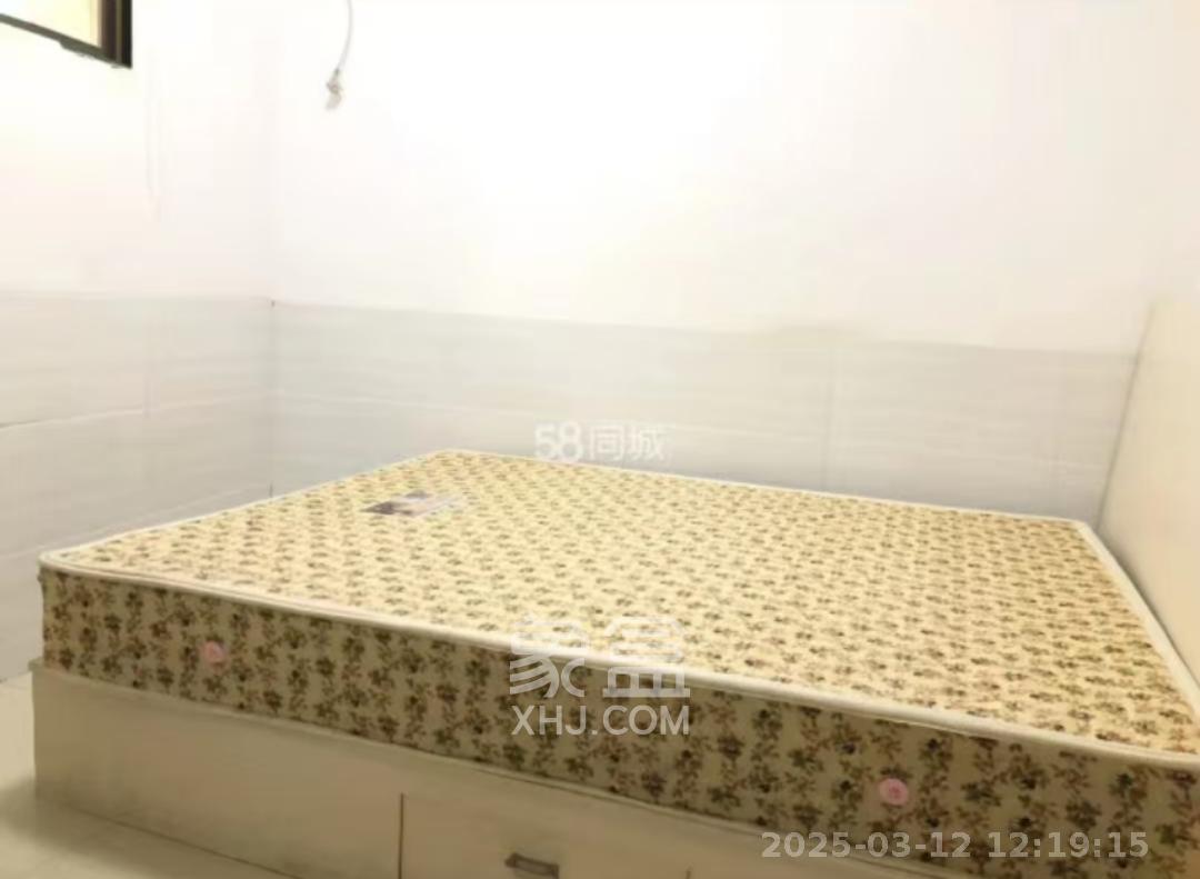 湖韵佳苑  2室1厅1卫   1800.00元/月室内图