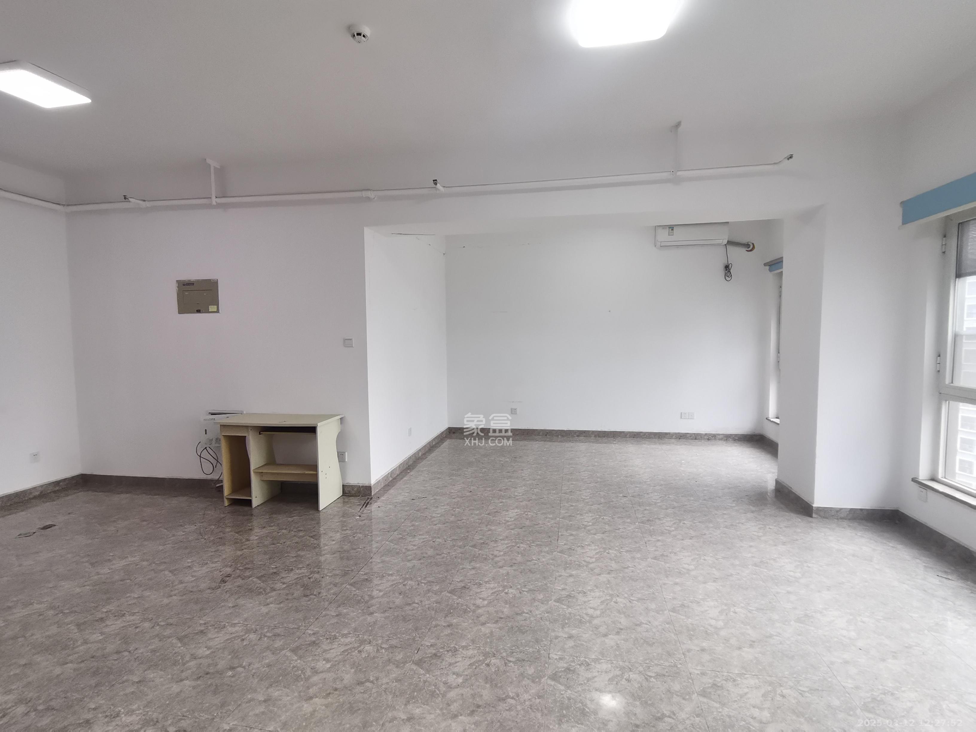 北辰三角洲B1E1区  1室1厅1卫   3500.00元/月室内图