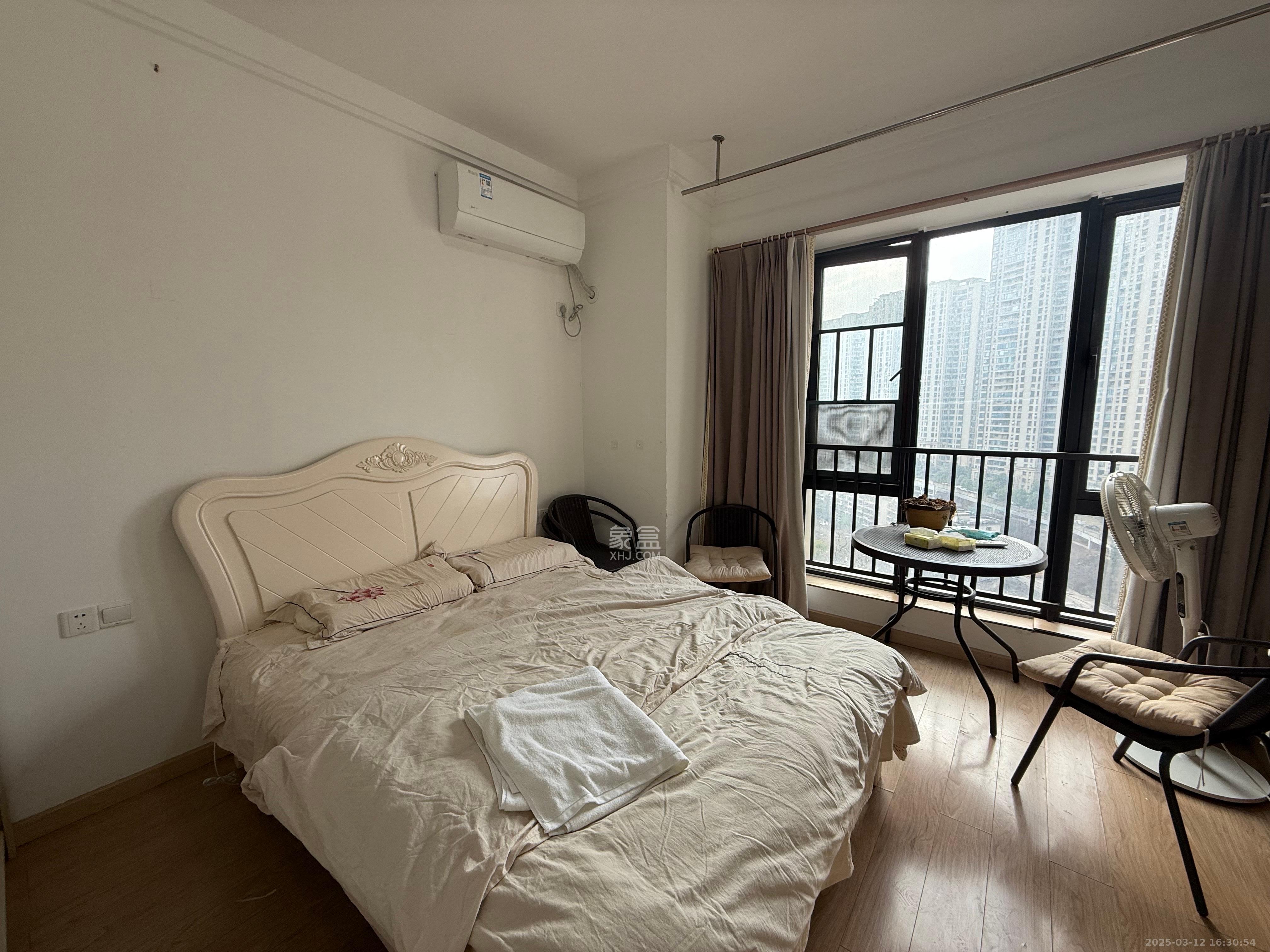 君合天玺 1室1厅1卫 1500.0元/月 君合天玺 1室1厅1卫 1500.0元/月室内图