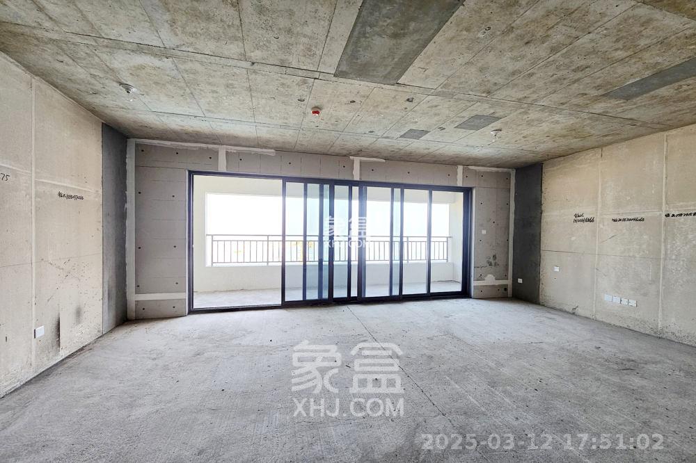 阳光城尚东湾嘉林苑 3室2厅2卫 800.0元/月 阳光城尚东湾嘉林苑 3室2厅2卫 800.0元/月室内图