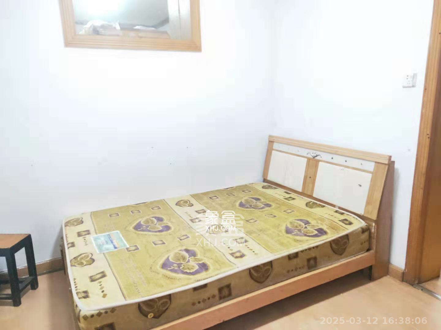 红旗区四片 2室1厅1卫 1600.0元/月 红旗区四片 2室1厅1卫 1600.0元/月室内图