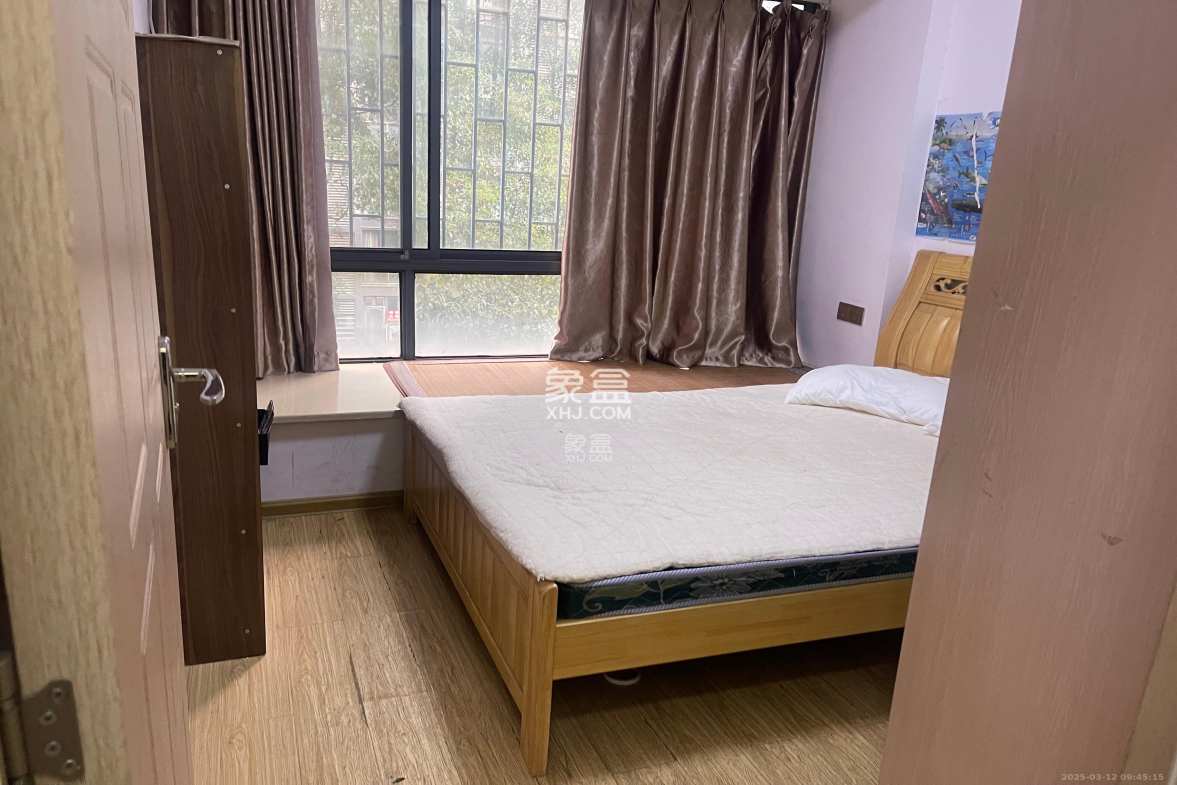 恒基凯旋门一二期 4室2厅1卫 2800.0元/月 恒基凯旋门一二期 4室2厅1卫 2800.0元/月室内图