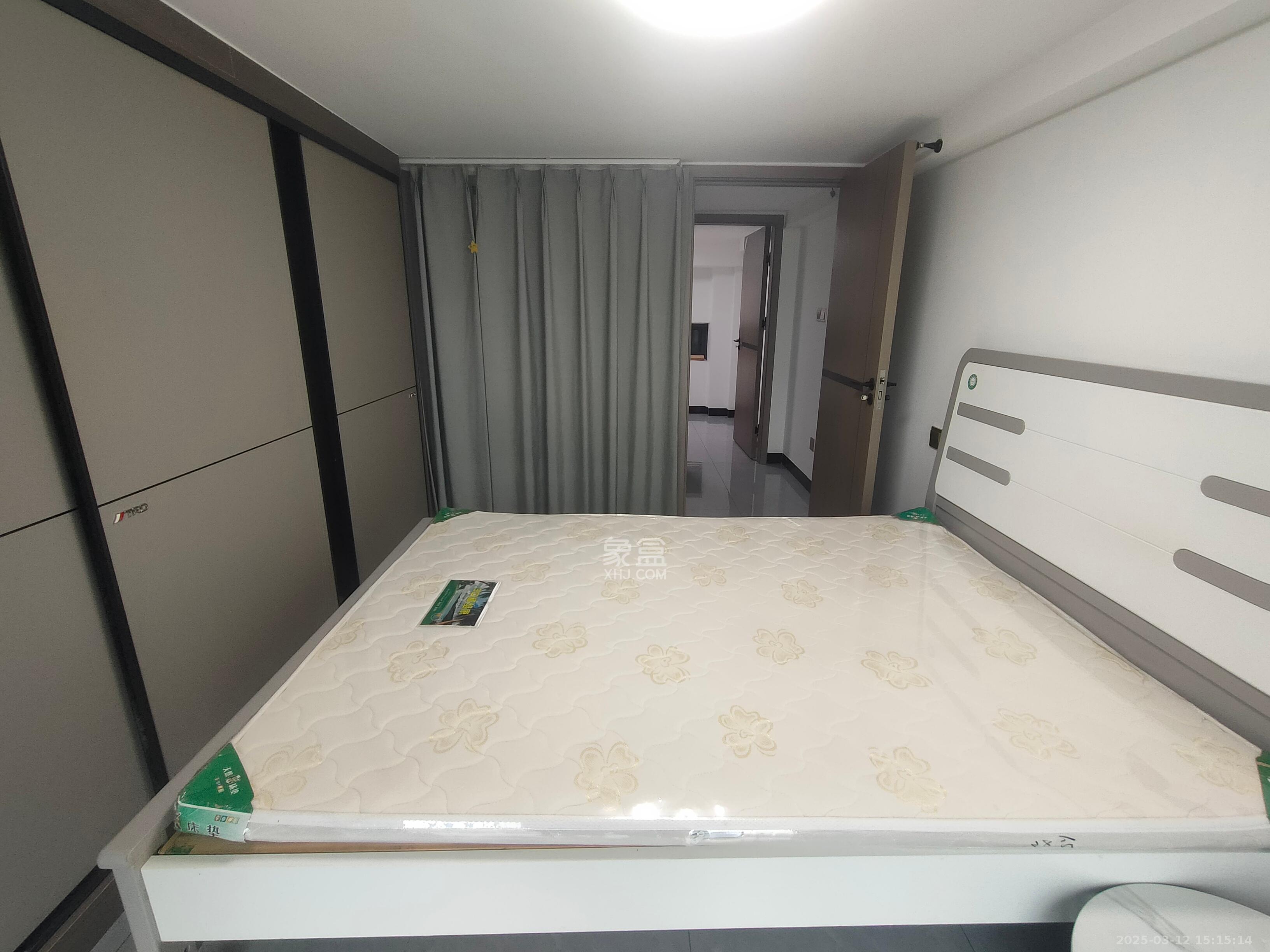 卓越伊景寓  2室1厅1卫   2200.00元/月室内图